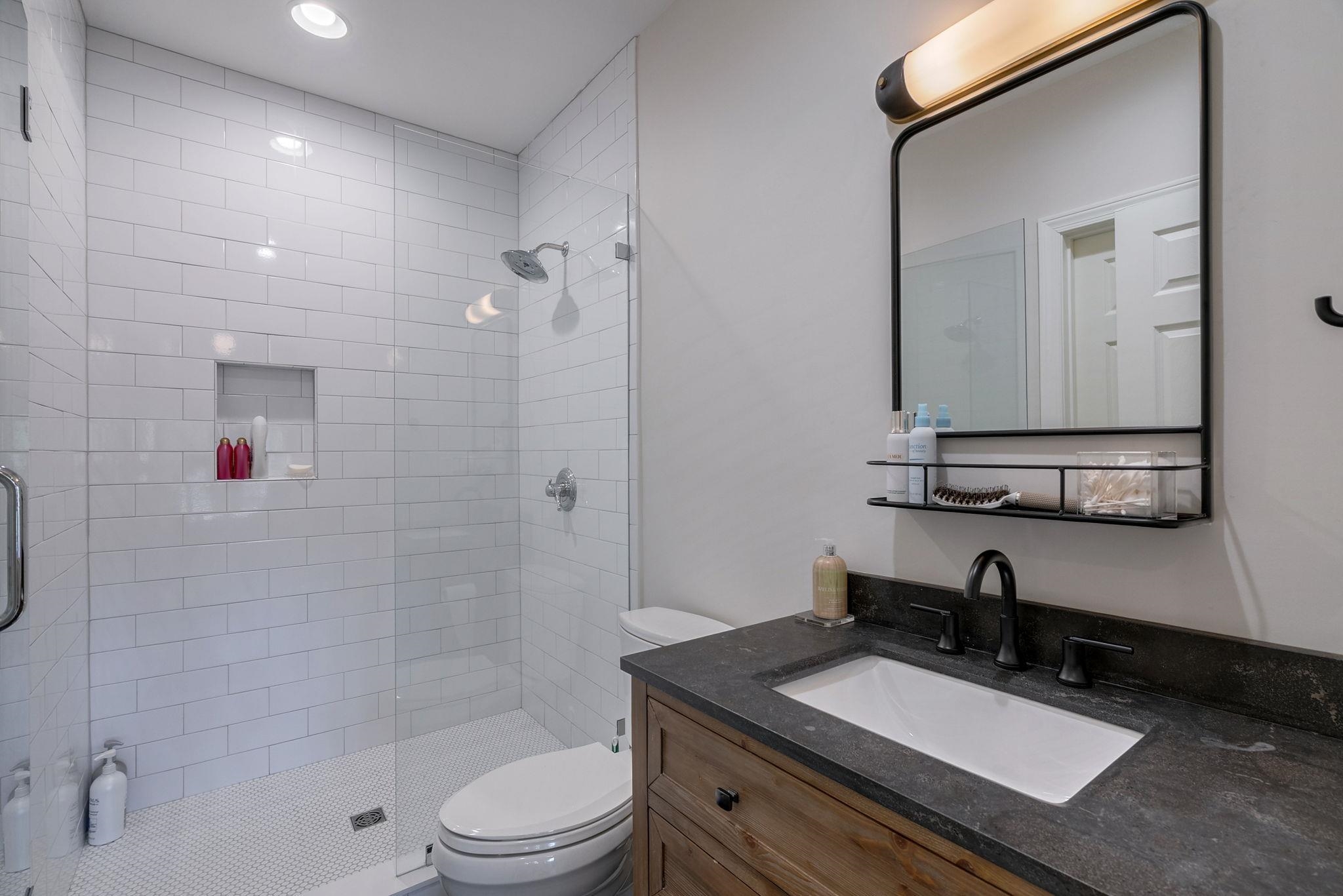 1020 DAVISON LANE image 47