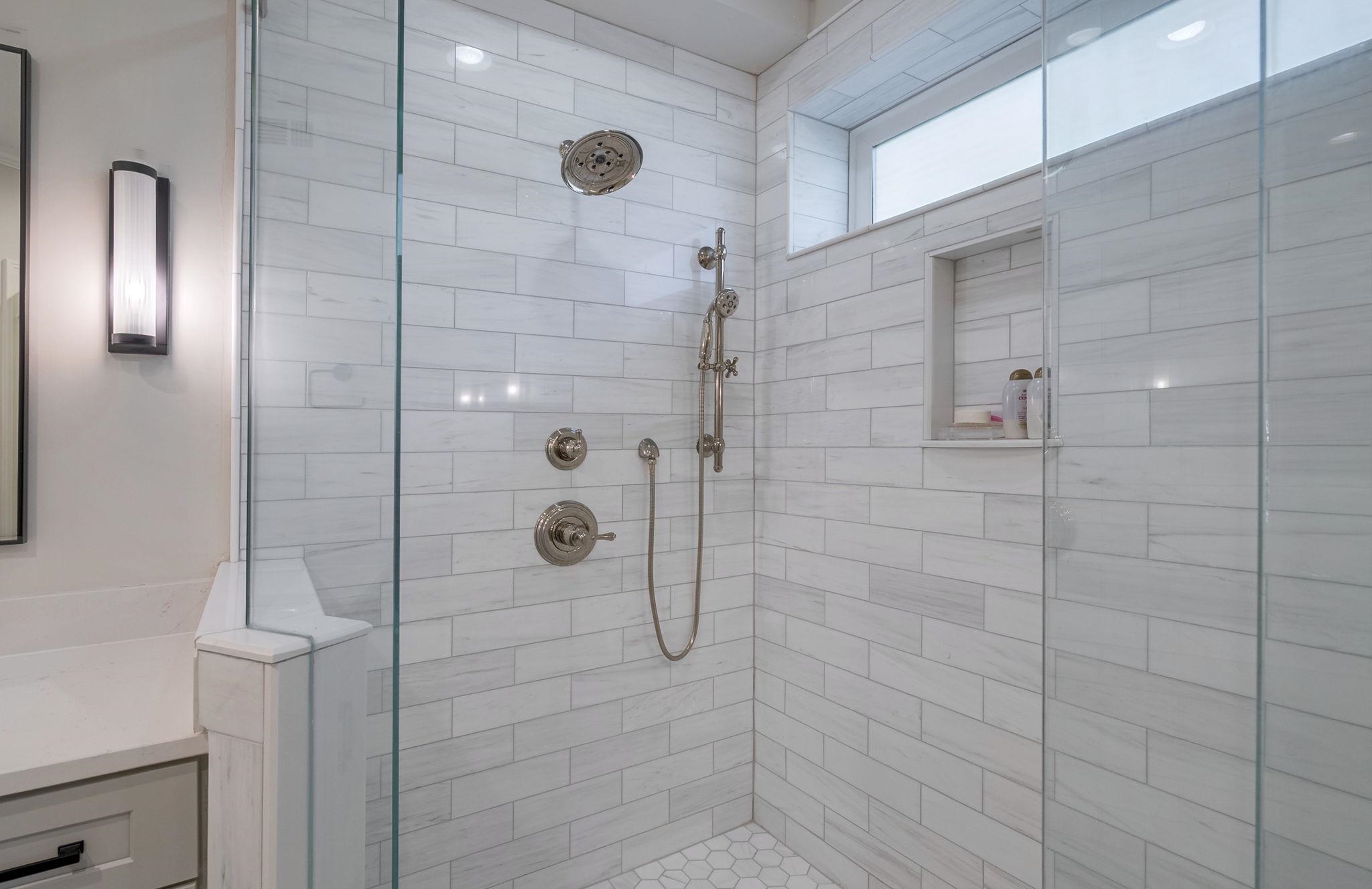 1020 DAVISON LANE image 52