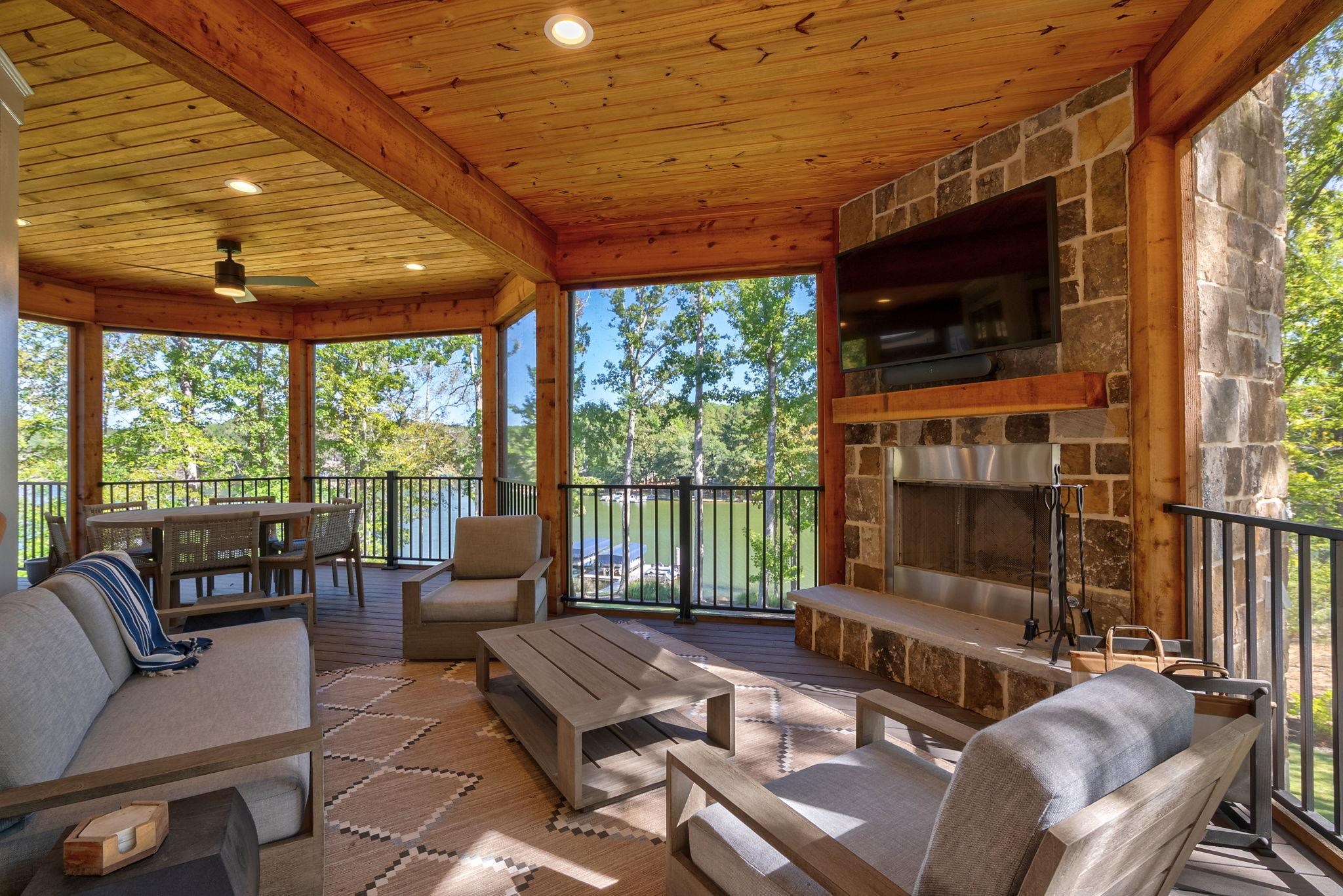 1020 DAVISON LANE image 59