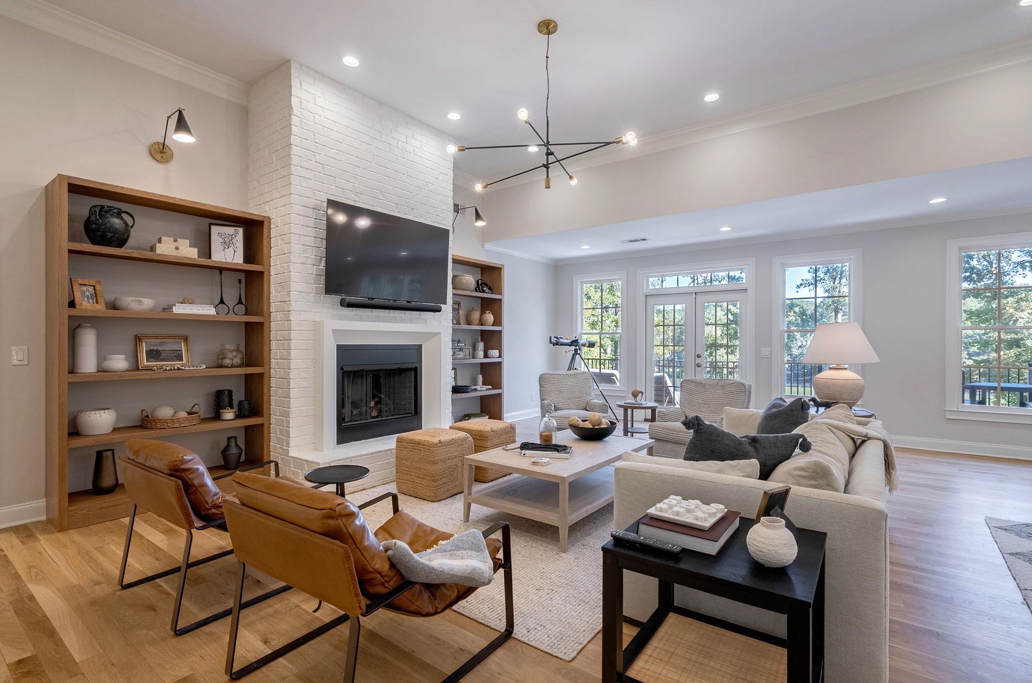 1020 DAVISON LANE image 8