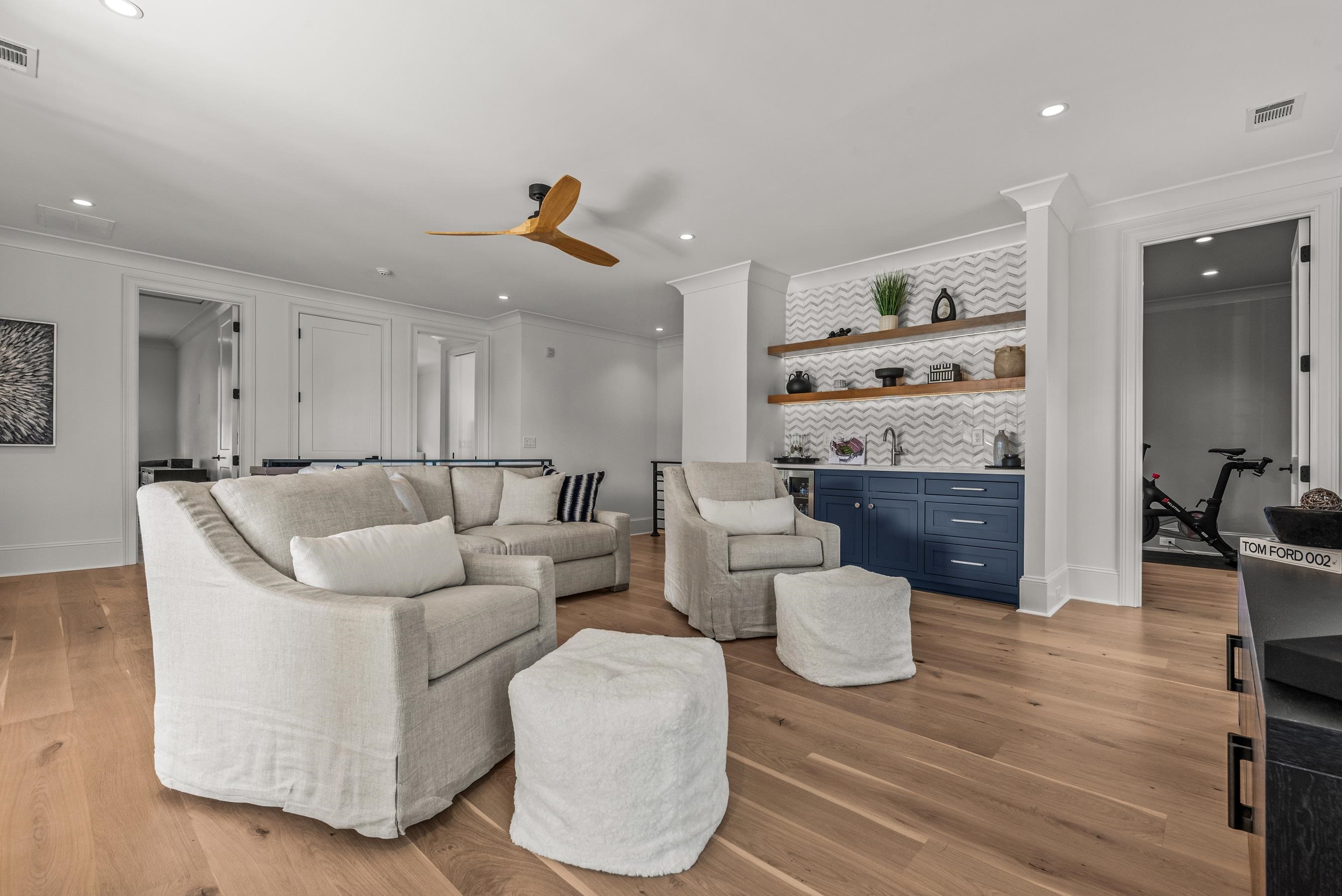 1011 WEST ROCK LOOP image 31