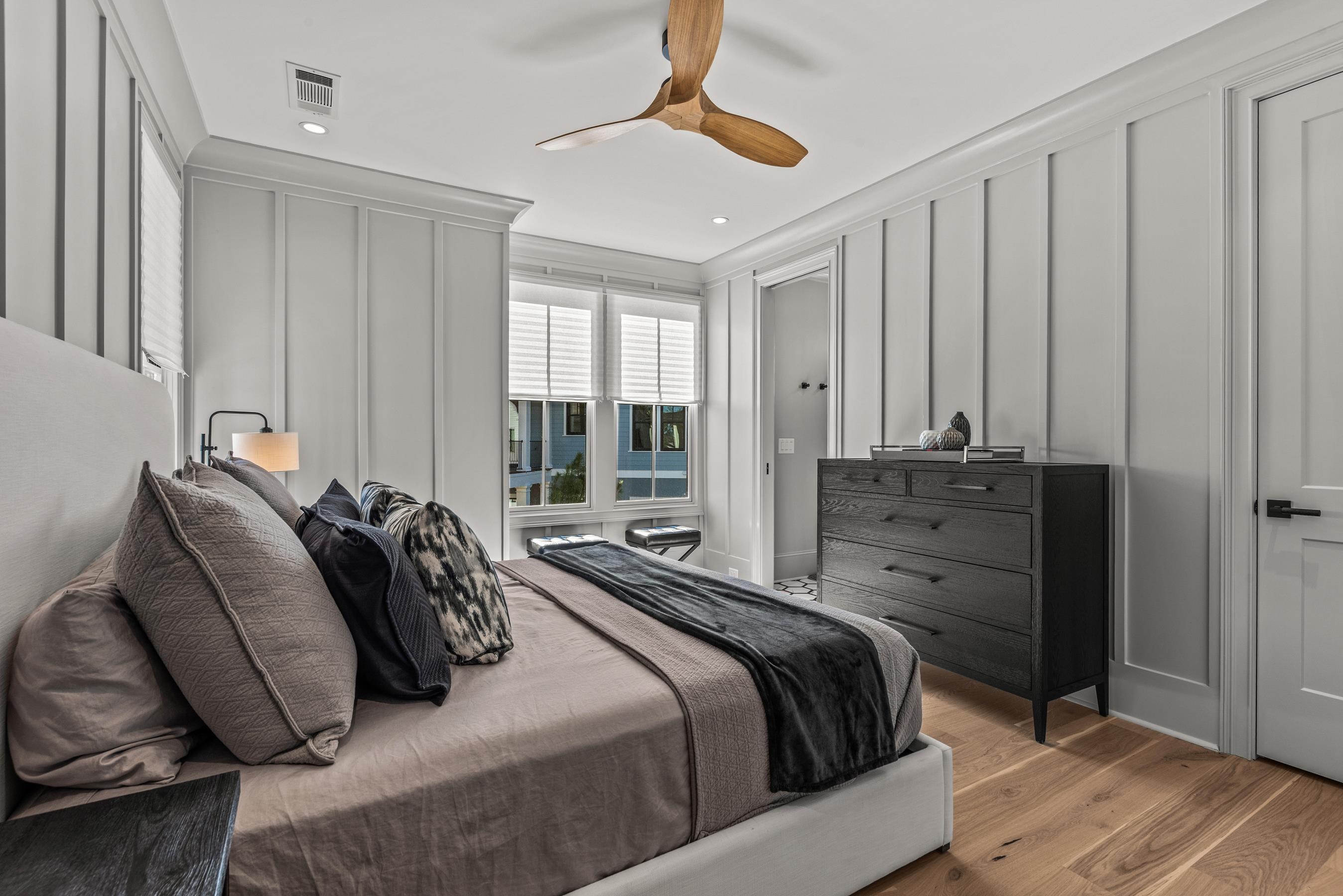 1011 WEST ROCK LOOP image 37