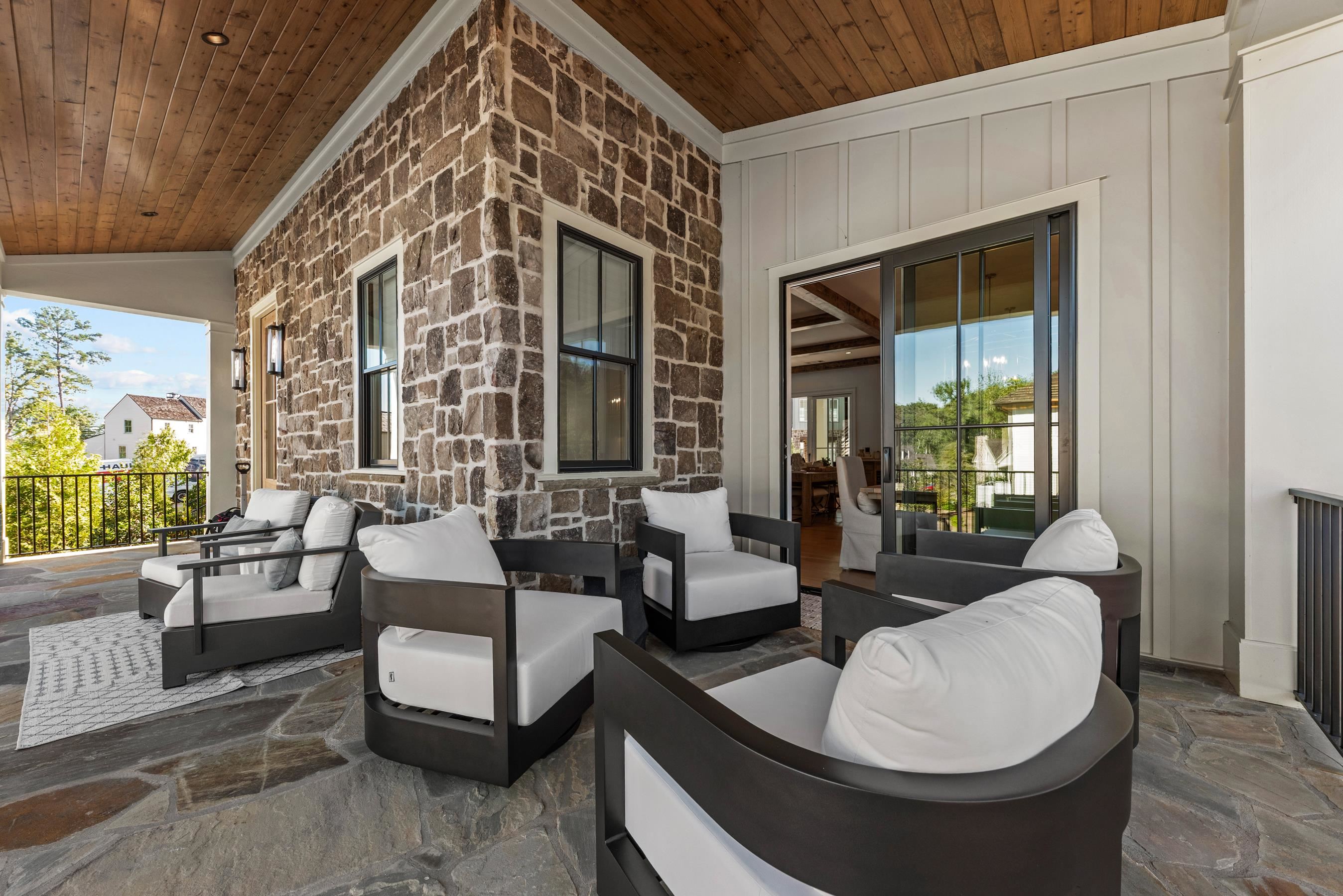 1011 WEST ROCK LOOP image 7