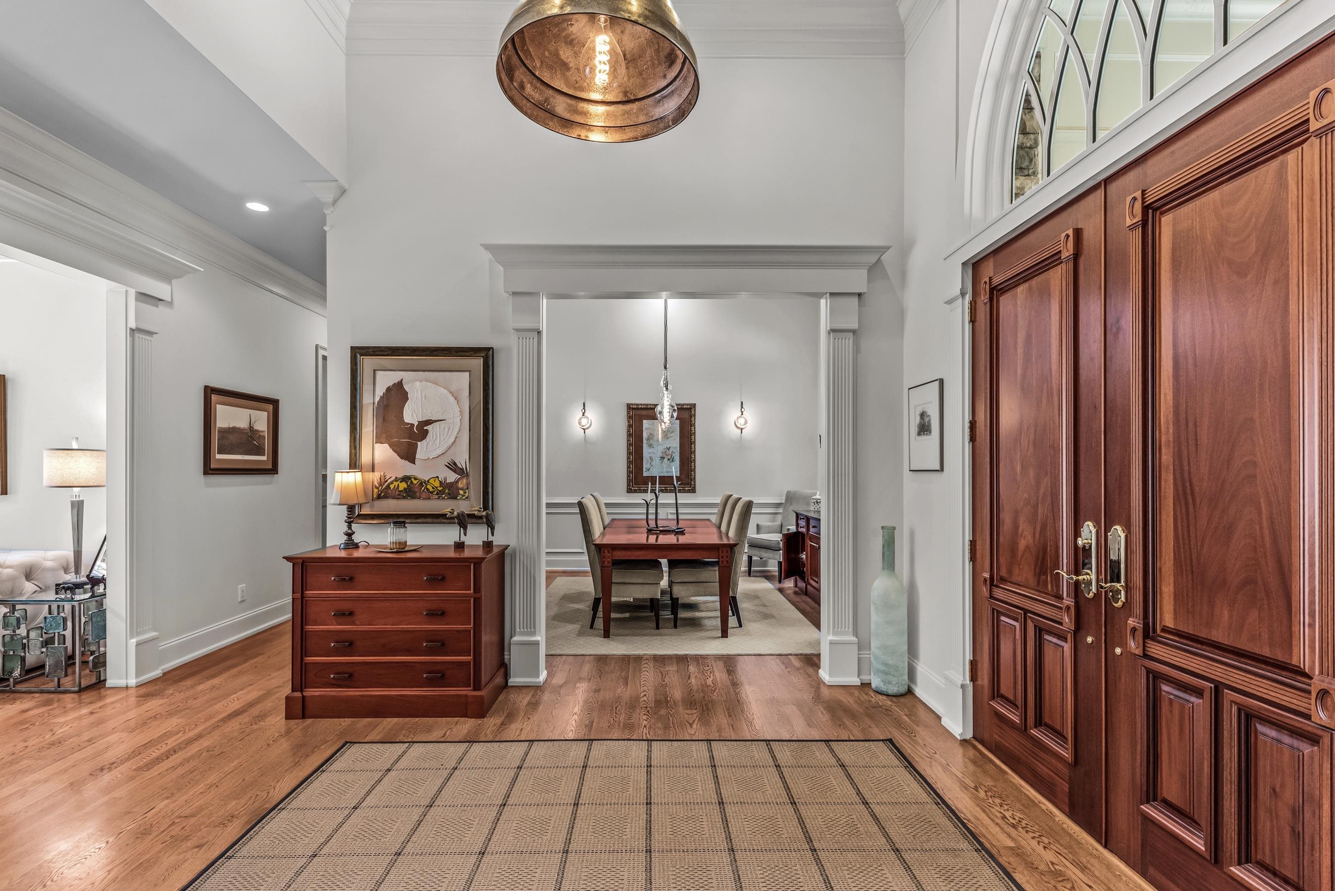 1090 HENRYS HILL image 14