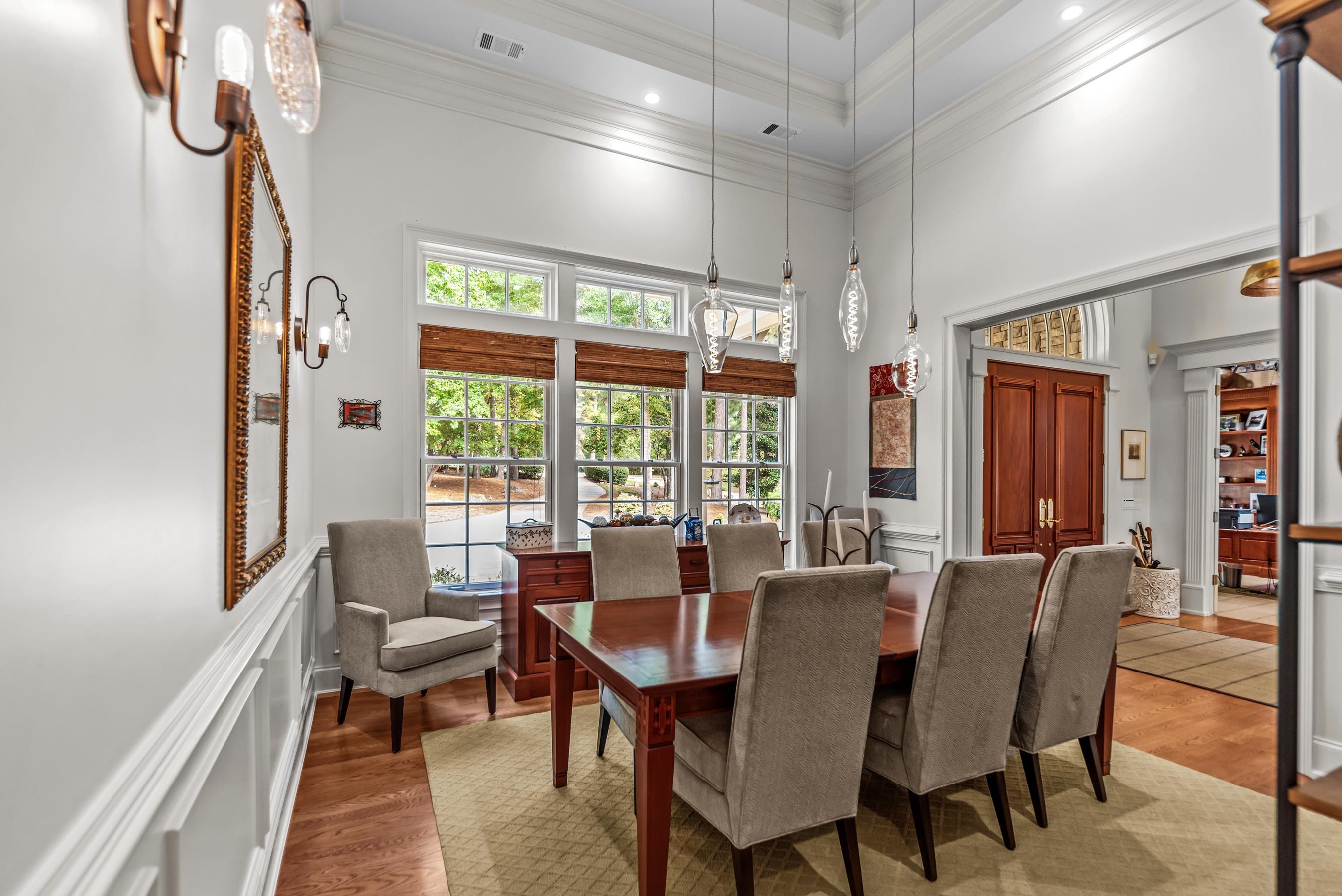 1090 HENRYS HILL image 16