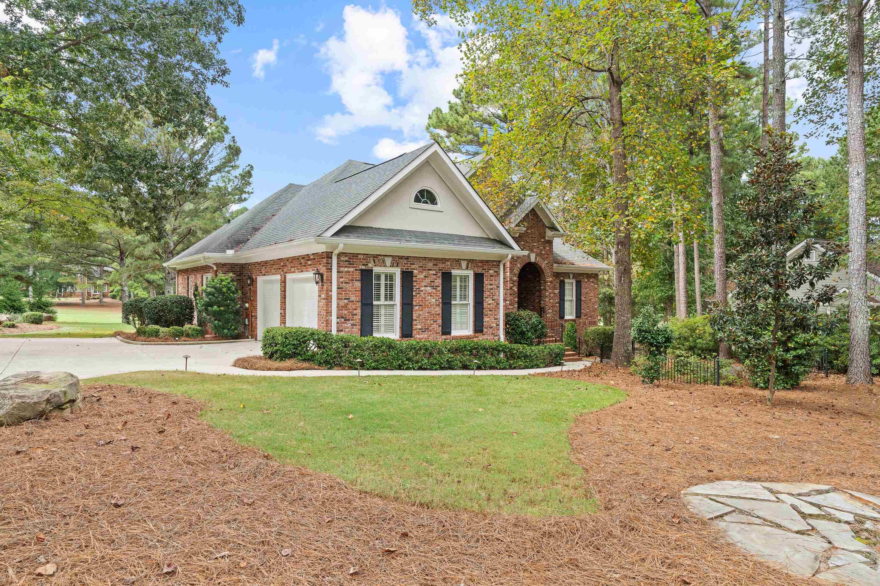 176 HOPETON LANE image 11