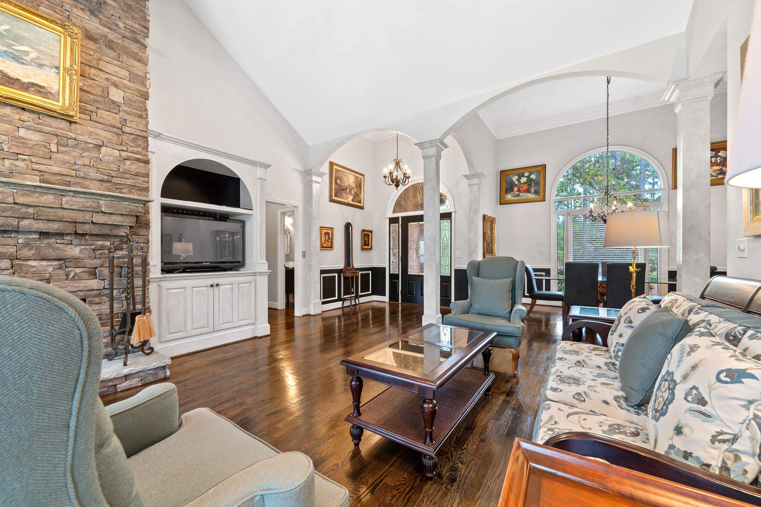 176 HOPETON LANE image 19