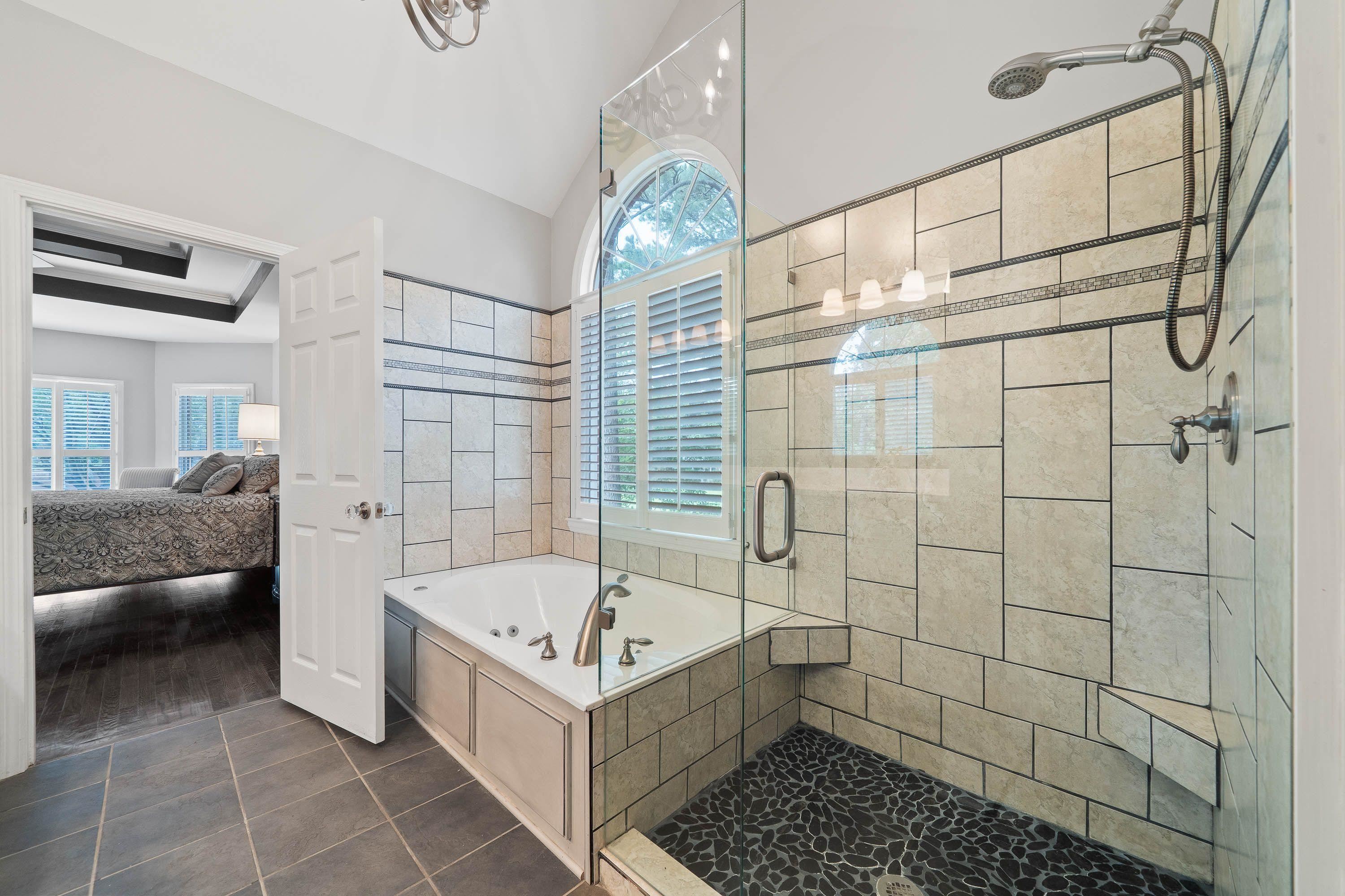 176 HOPETON LANE image 34