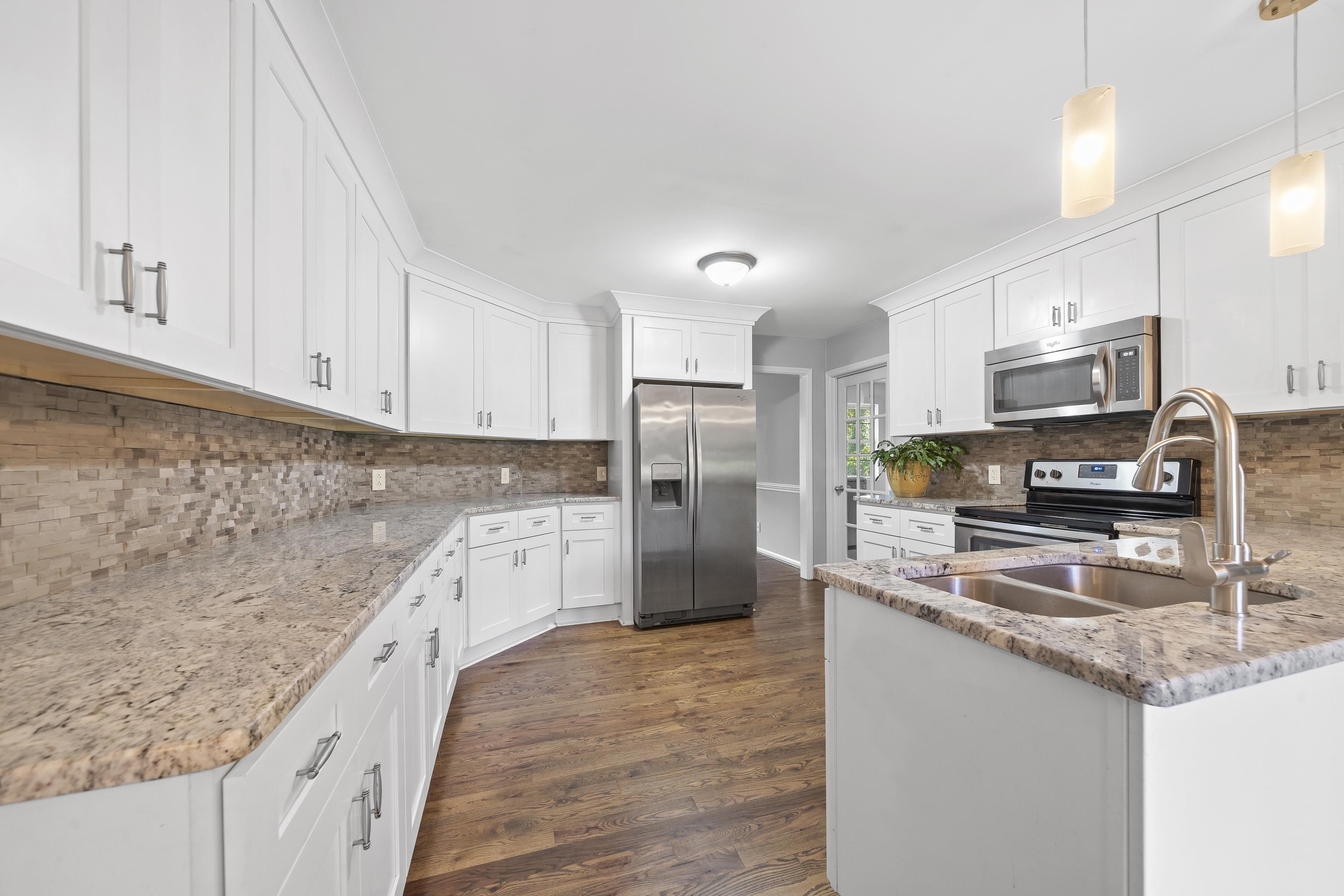 1011 ANCHOR BAY CIRCLE image 20