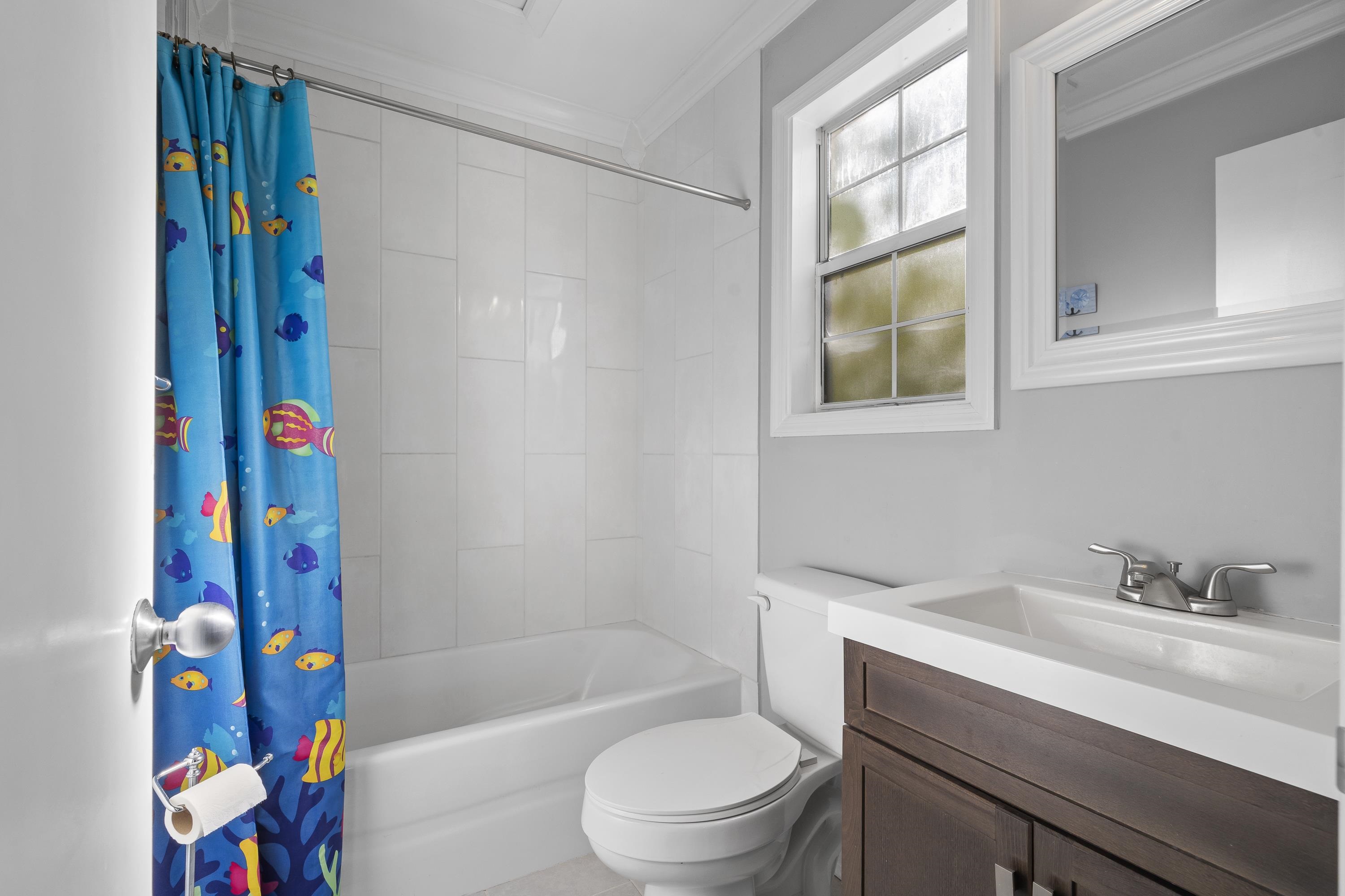 1011 ANCHOR BAY CIRCLE image 35