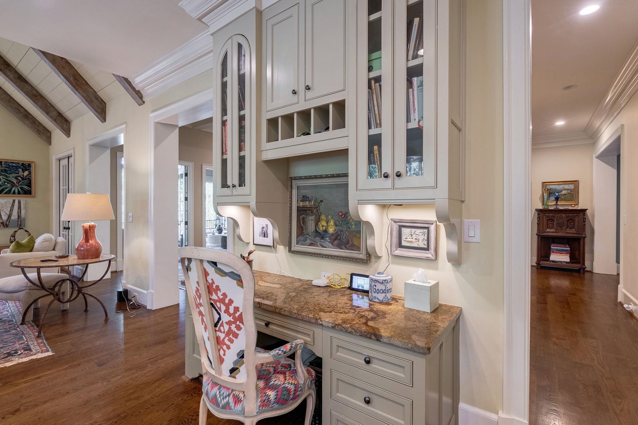 1000 BRICKYARD LANE image 20