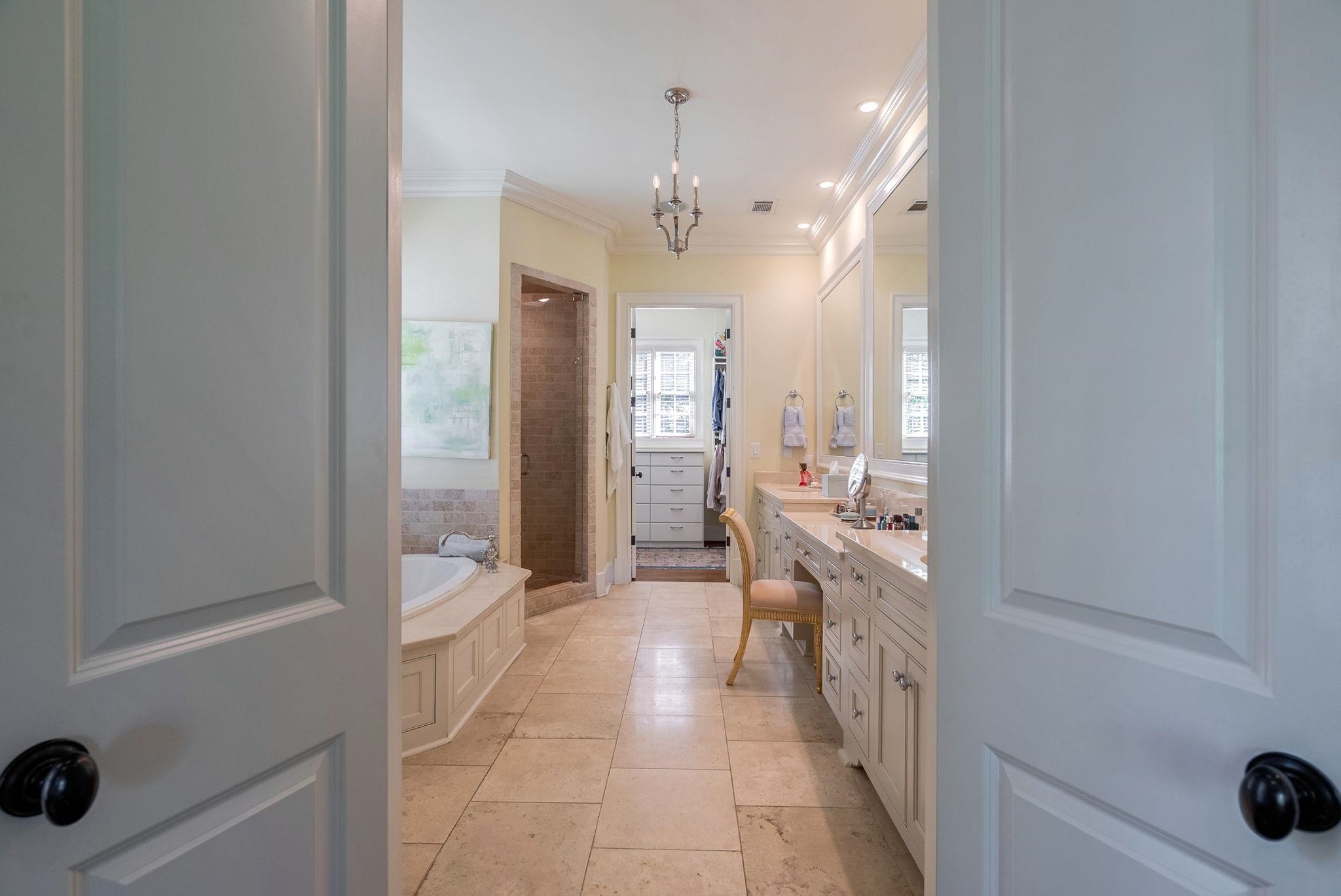 1000 BRICKYARD LANE image 32