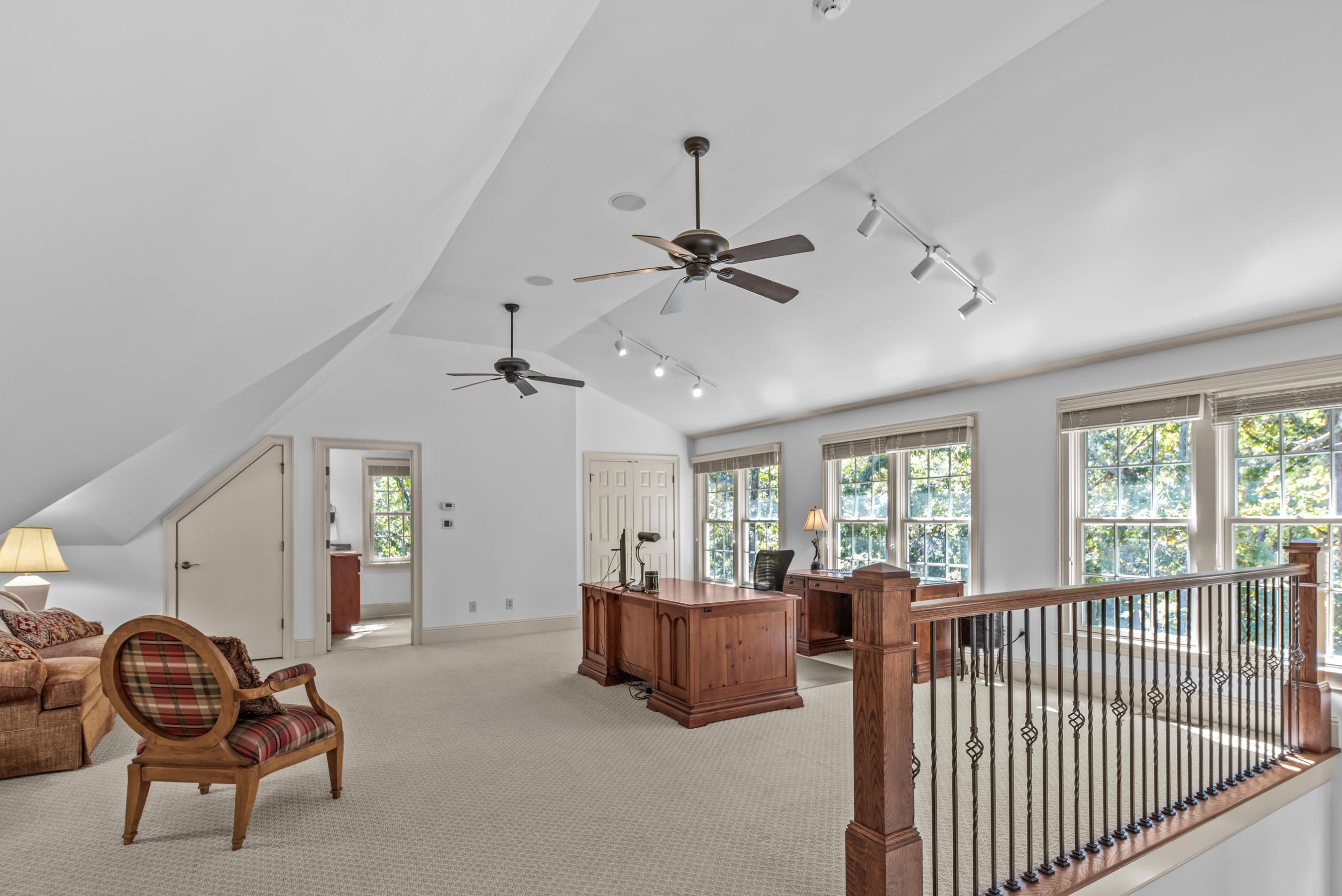 1191 LINGER LONGER DRIVE image 39