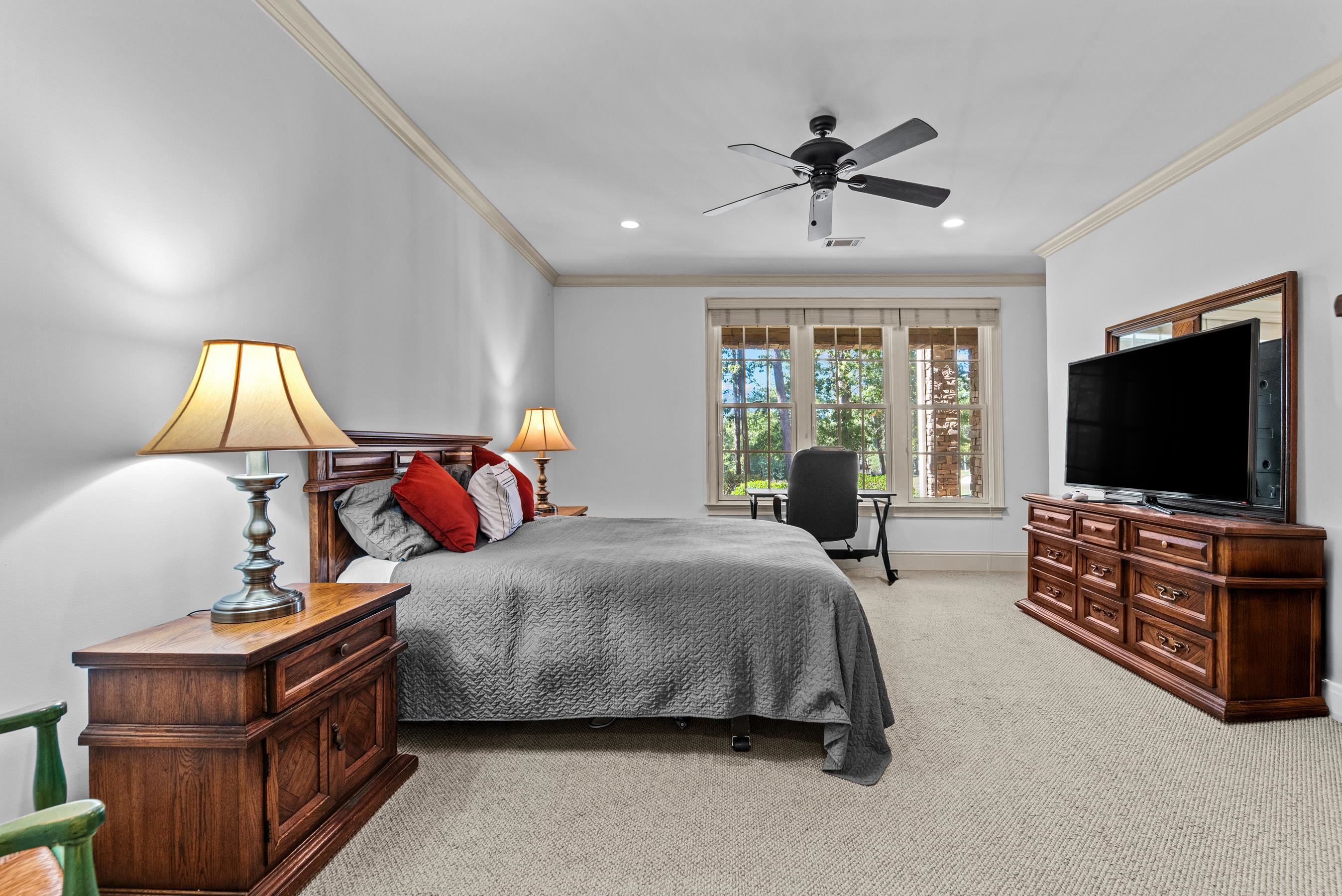 1191 LINGER LONGER DRIVE image 50