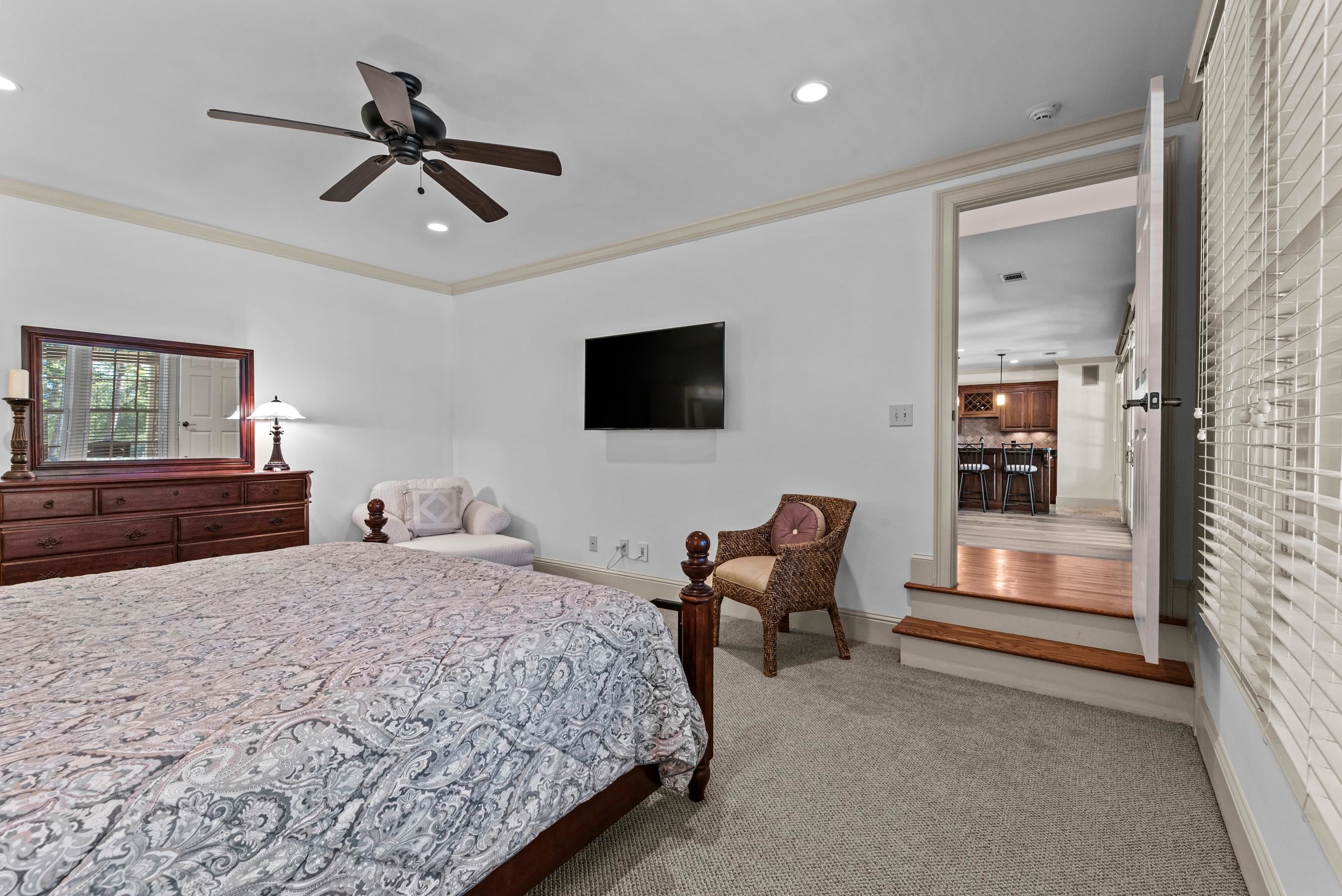 1191 LINGER LONGER DRIVE image 55