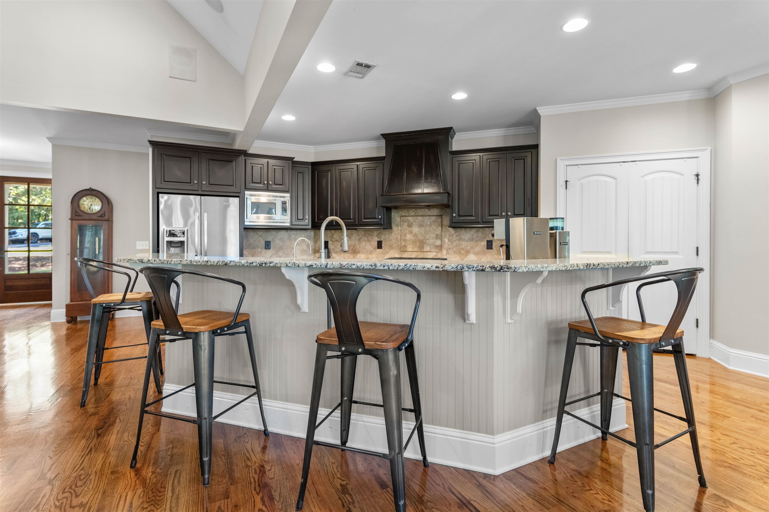 1010 ANCHOR BAY POINT image 12