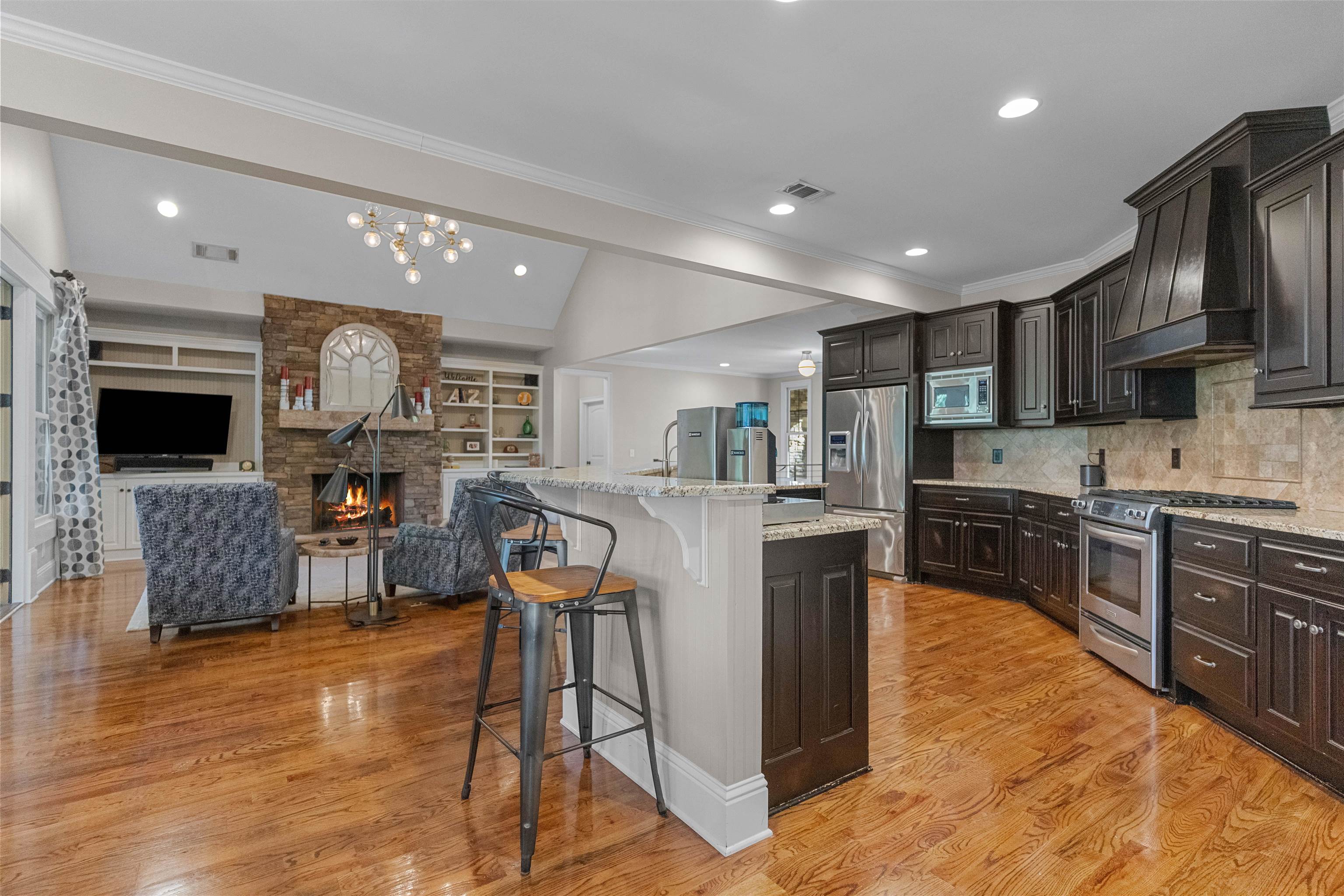 1010 ANCHOR BAY POINT image 15