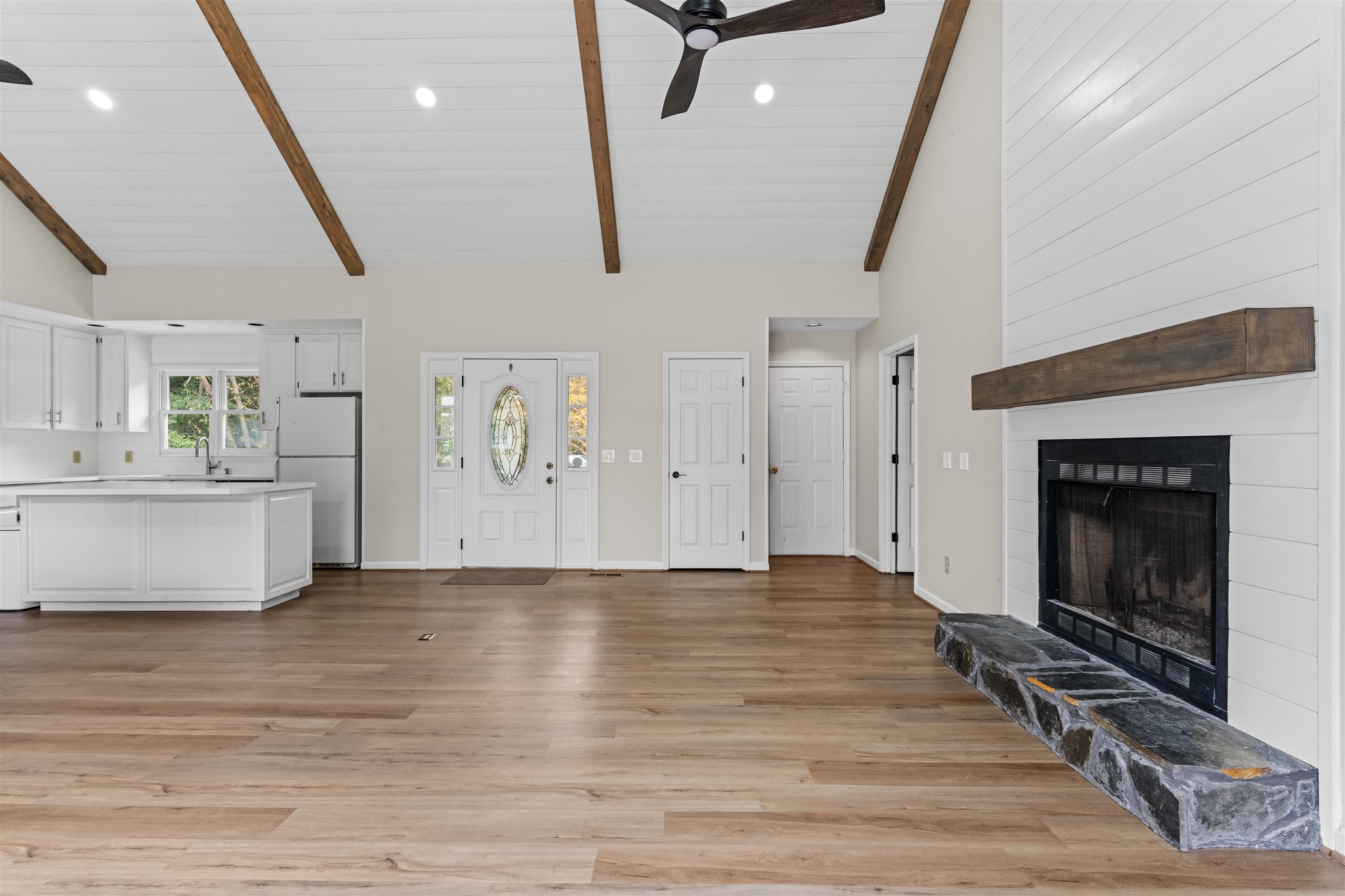 1171 GOLF VIEW LANE image 8