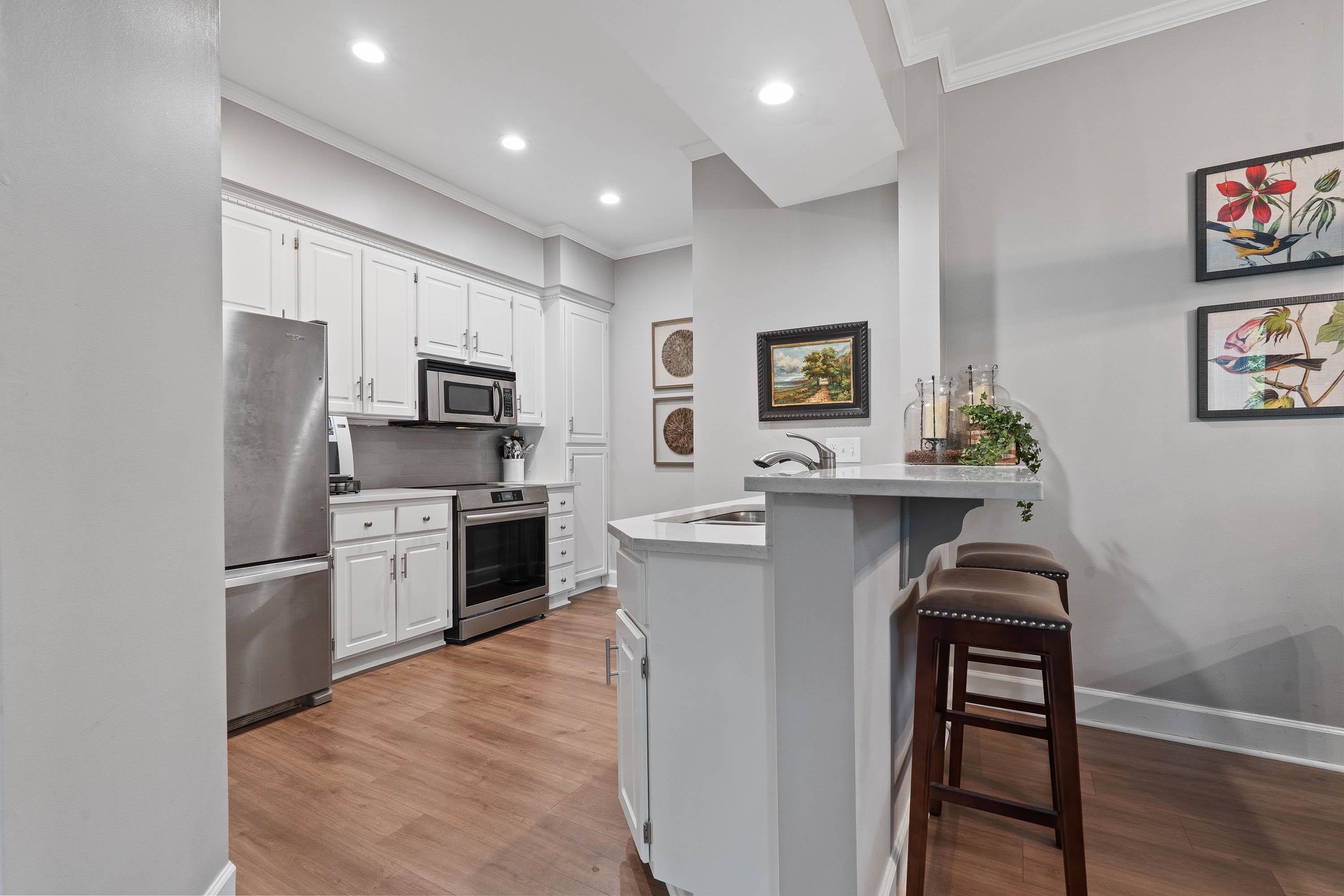 1001 B MARINA COVE LANE image 17