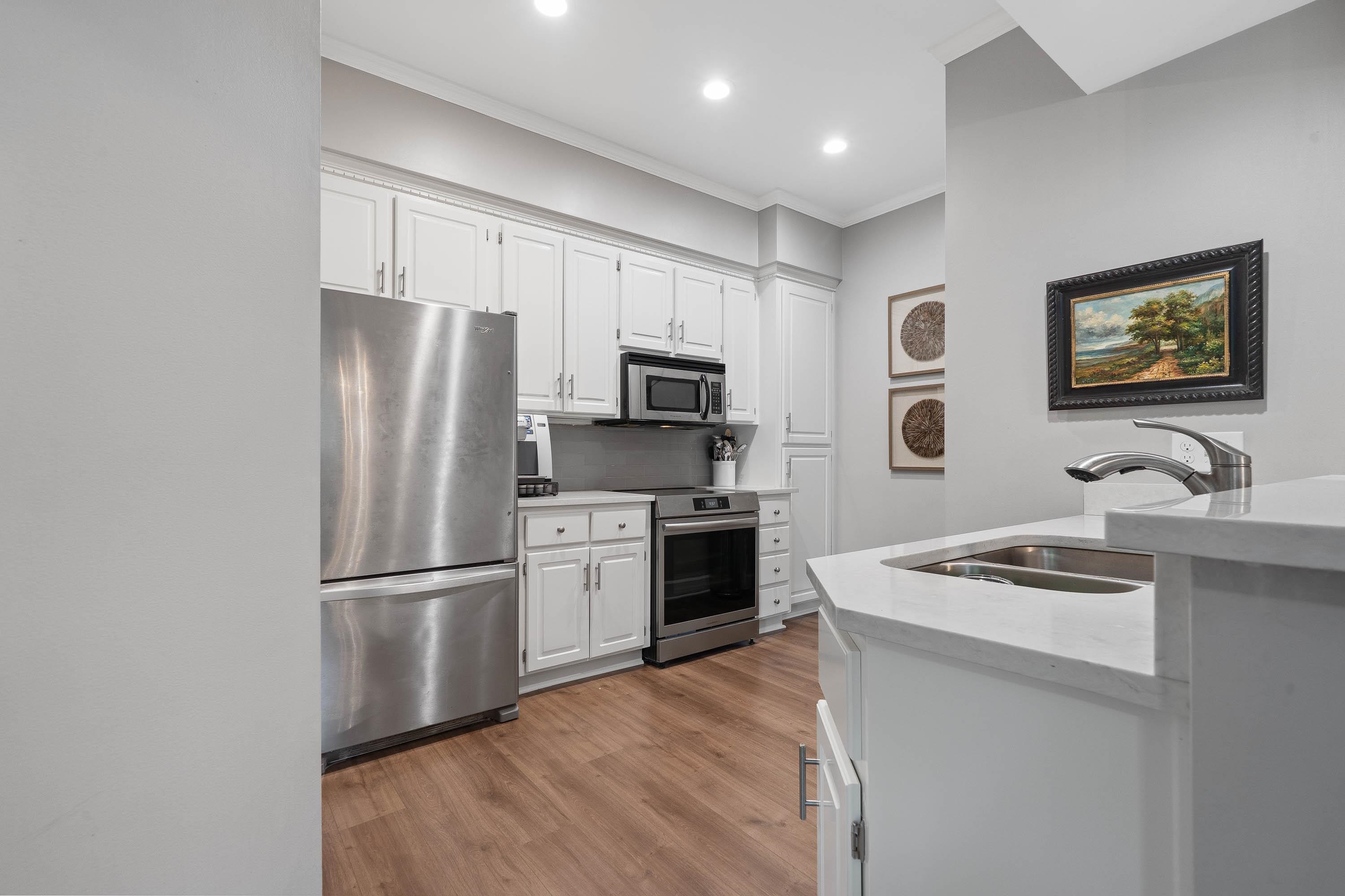 1001 B MARINA COVE LANE image 18