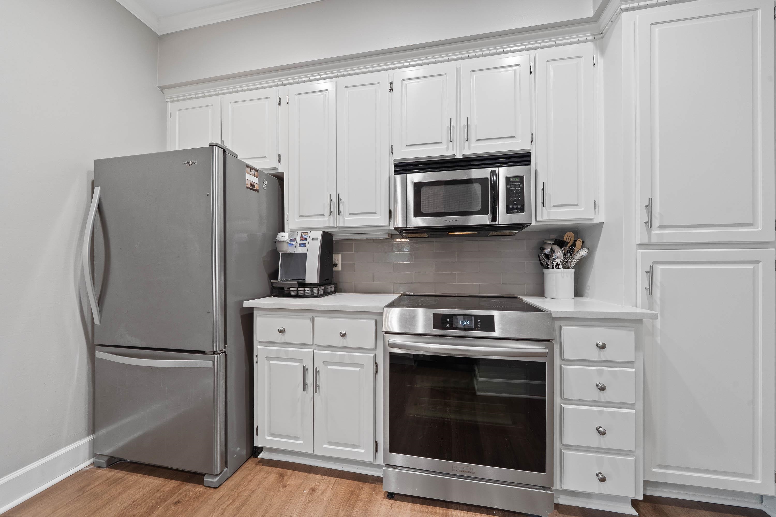 1001 B MARINA COVE LANE image 20