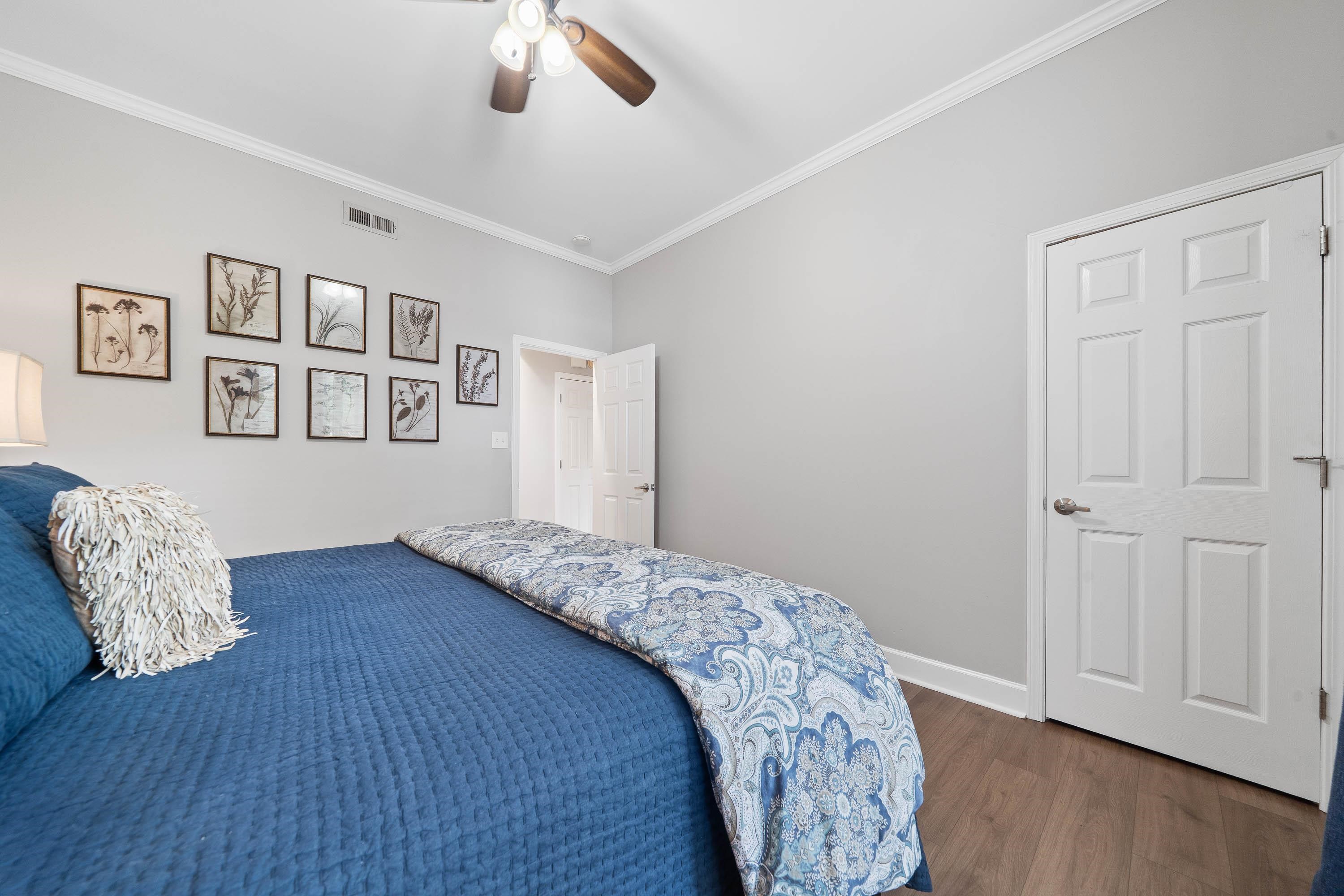 1001 B MARINA COVE LANE image 24