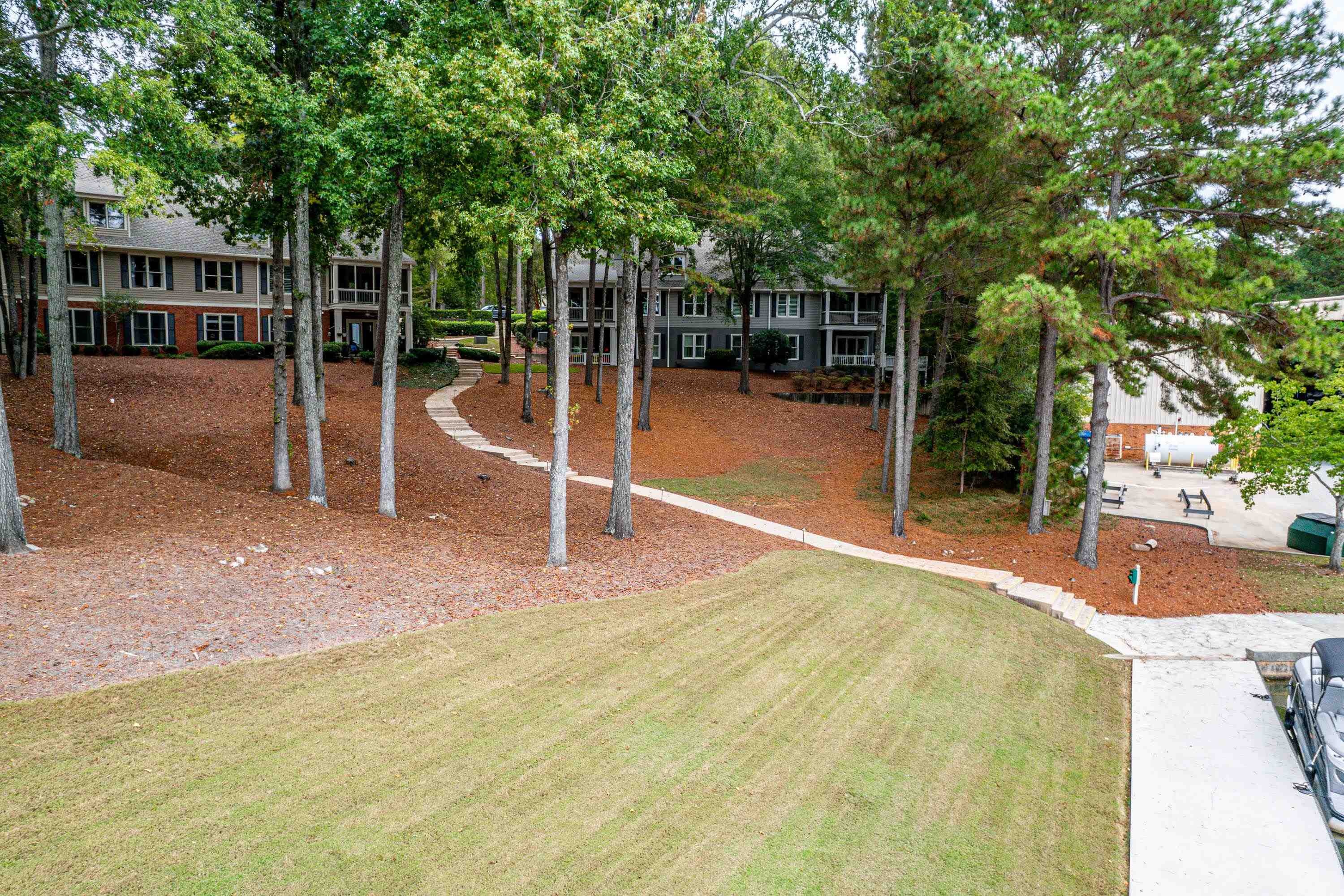 1001 B MARINA COVE LANE image 36