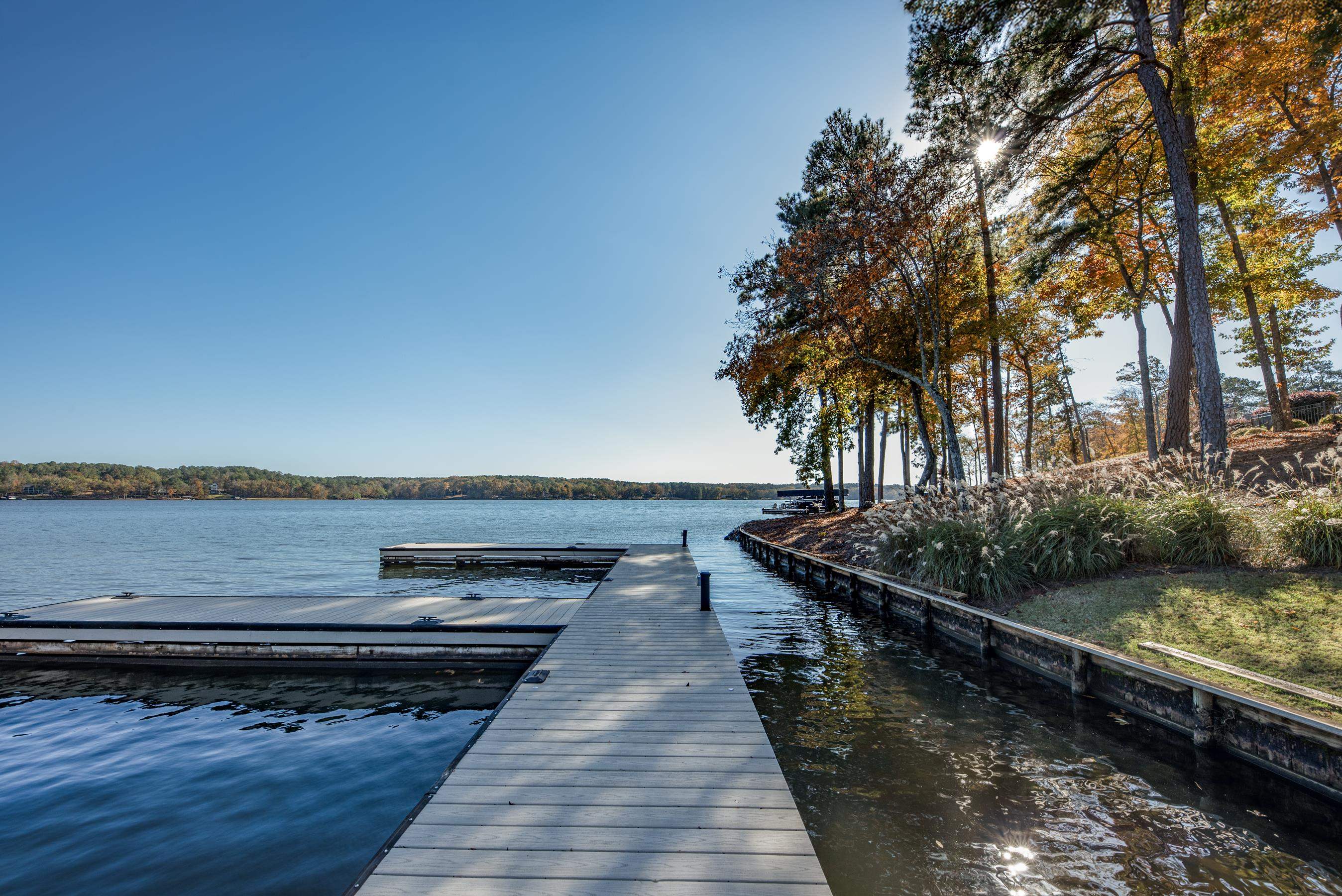 2910 Linger Longer Drive image 4