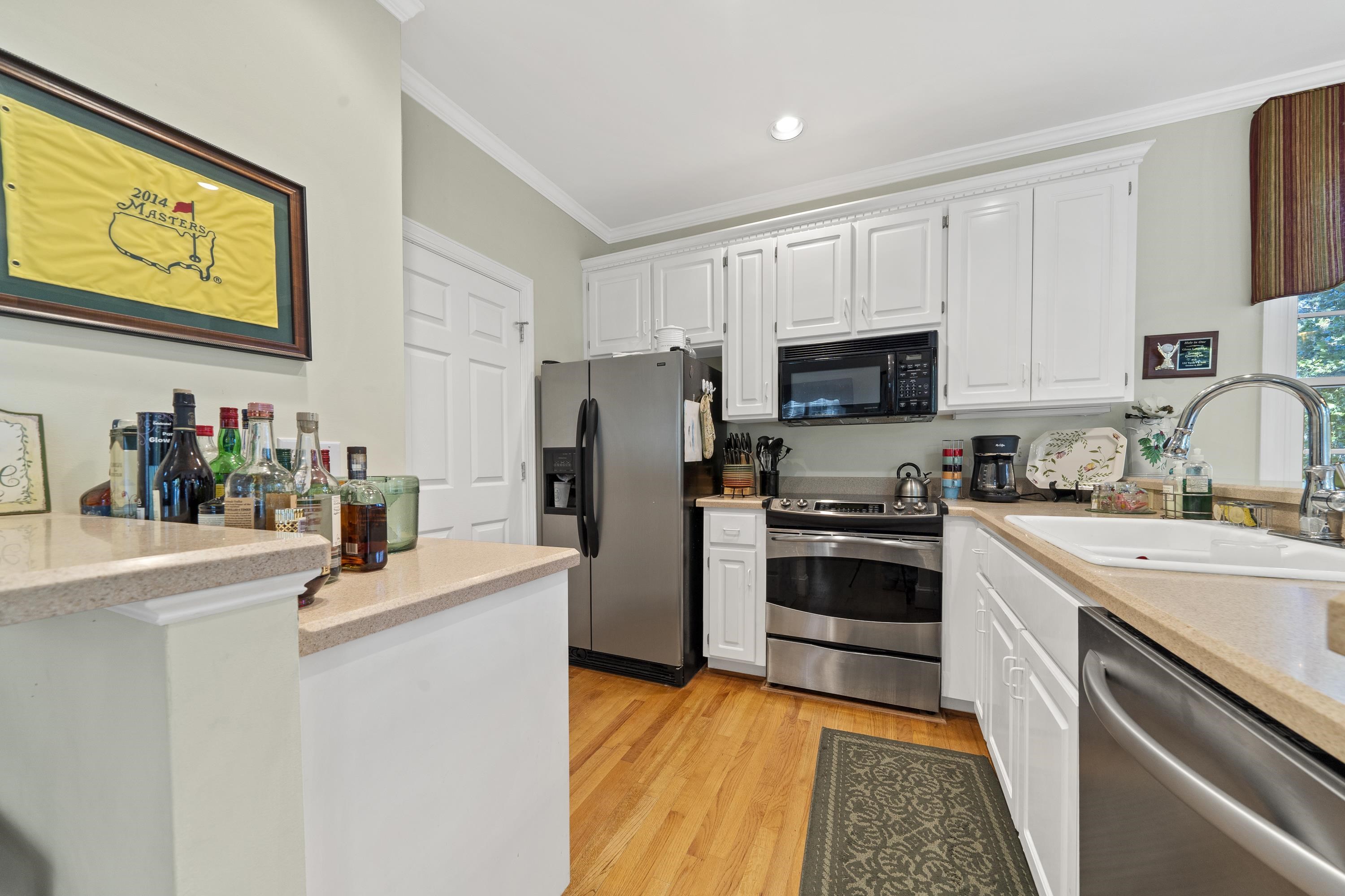 131 OAKTON SOUTH image 14