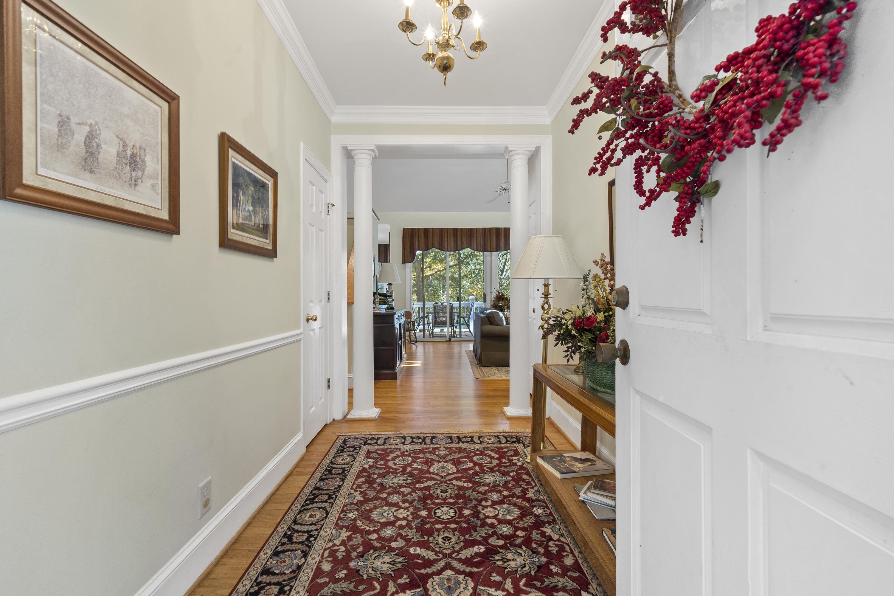 131 OAKTON SOUTH image 6