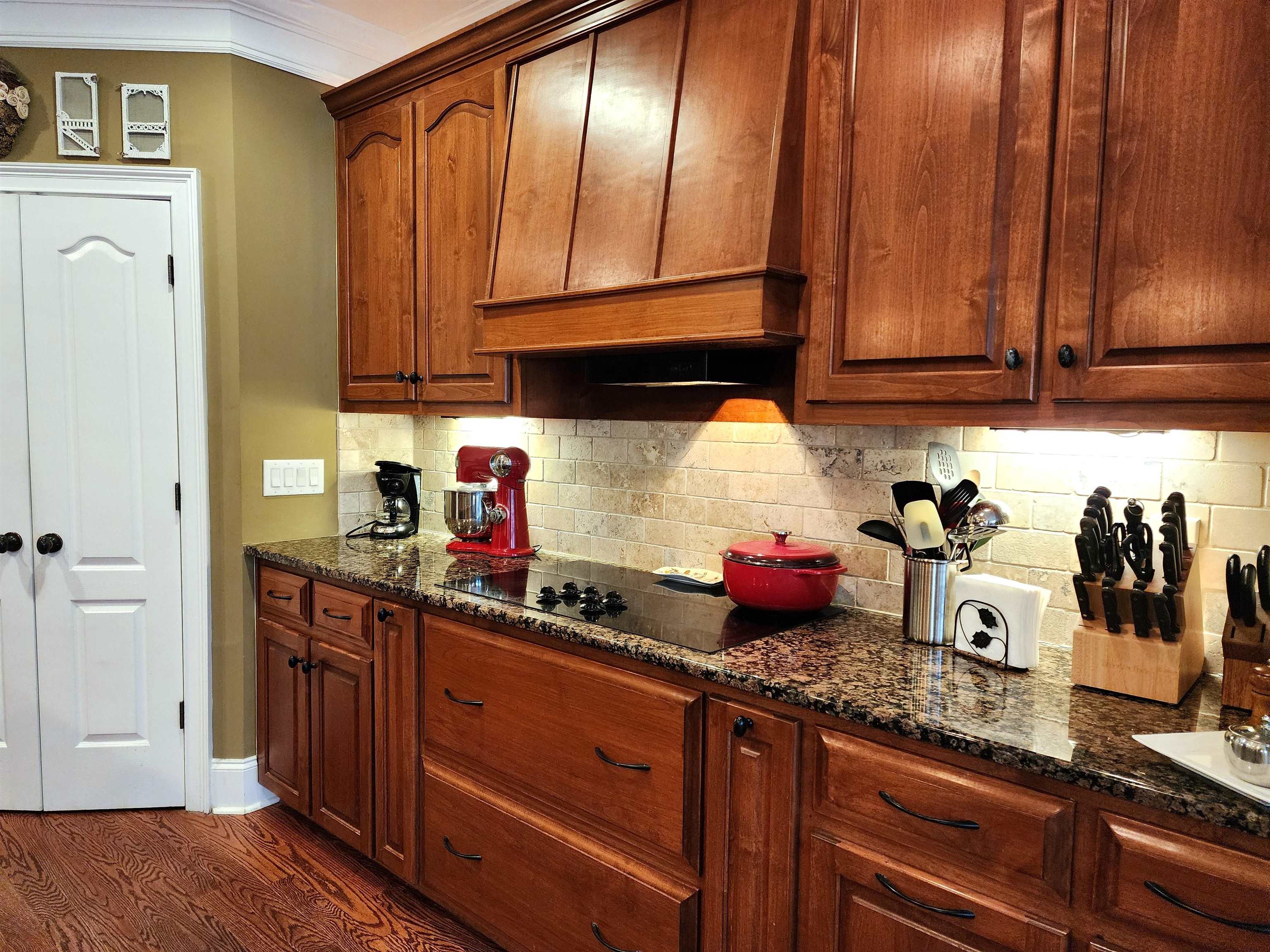 1091 BOULDERCREST WAY image 17