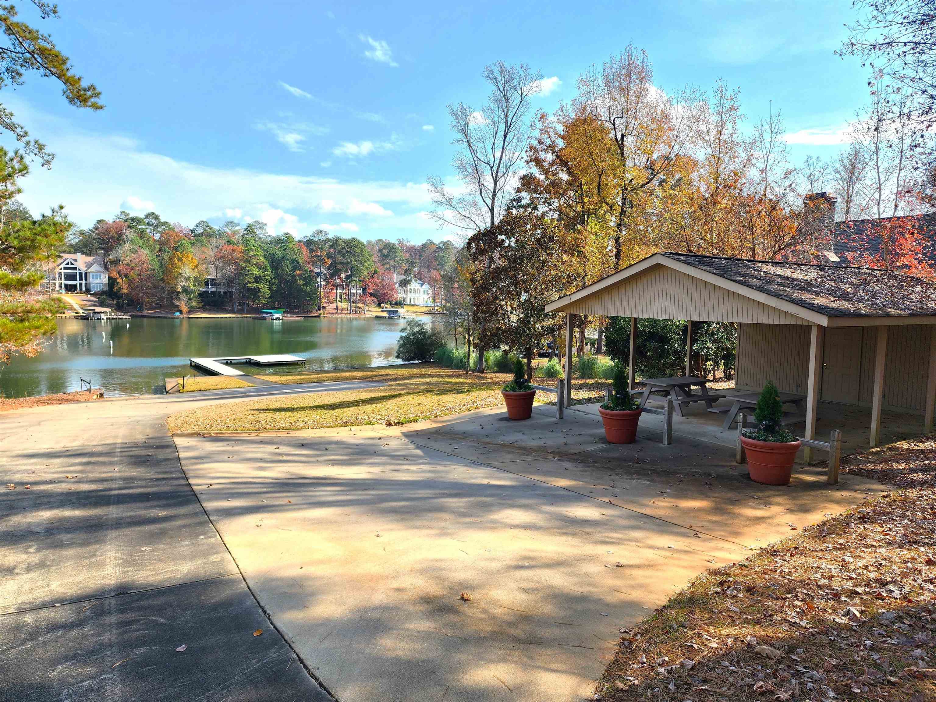 1091 BOULDERCREST WAY image 66