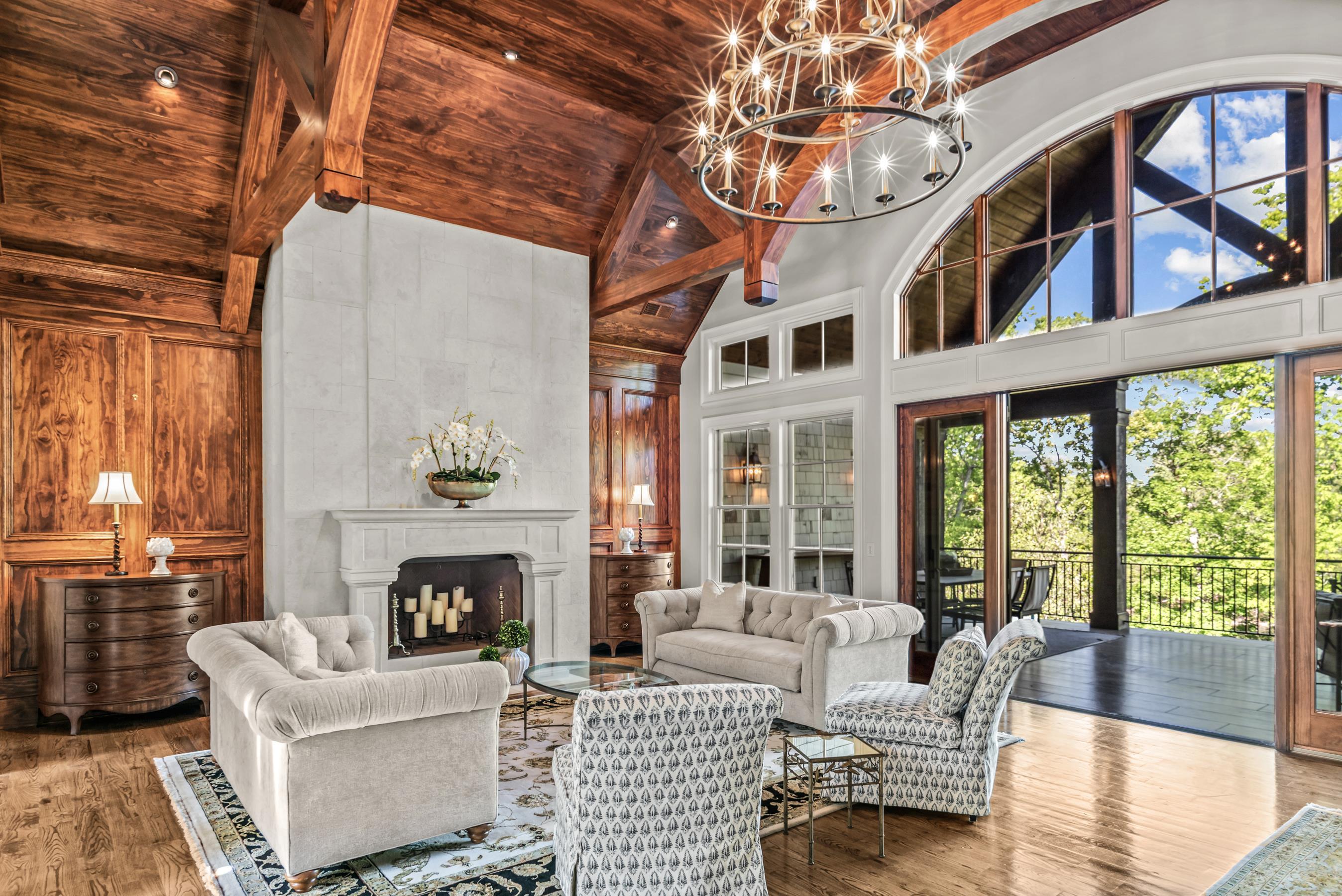 2030 LINGER LONGER DRIVE image 18