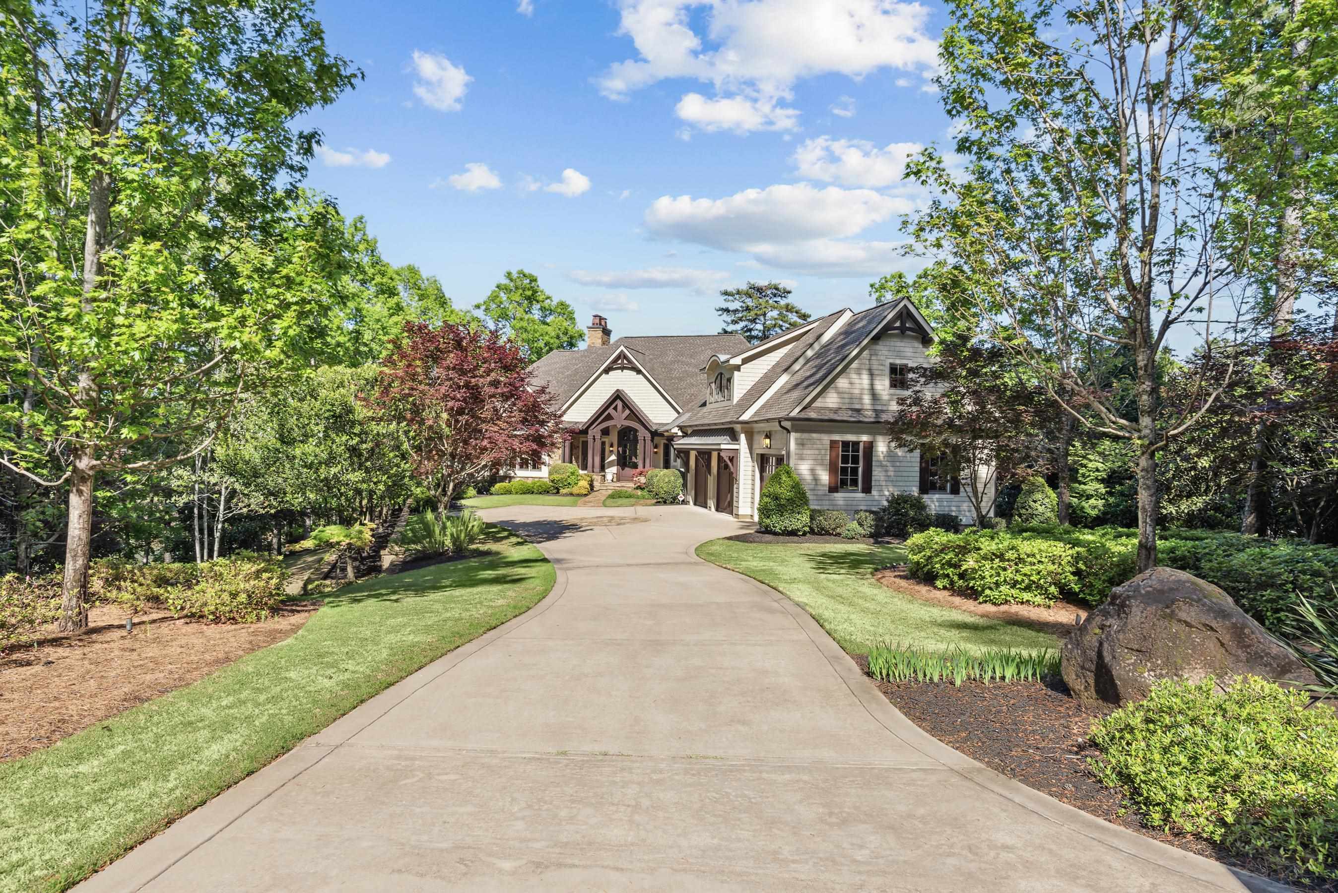 2030 LINGER LONGER DRIVE image 4