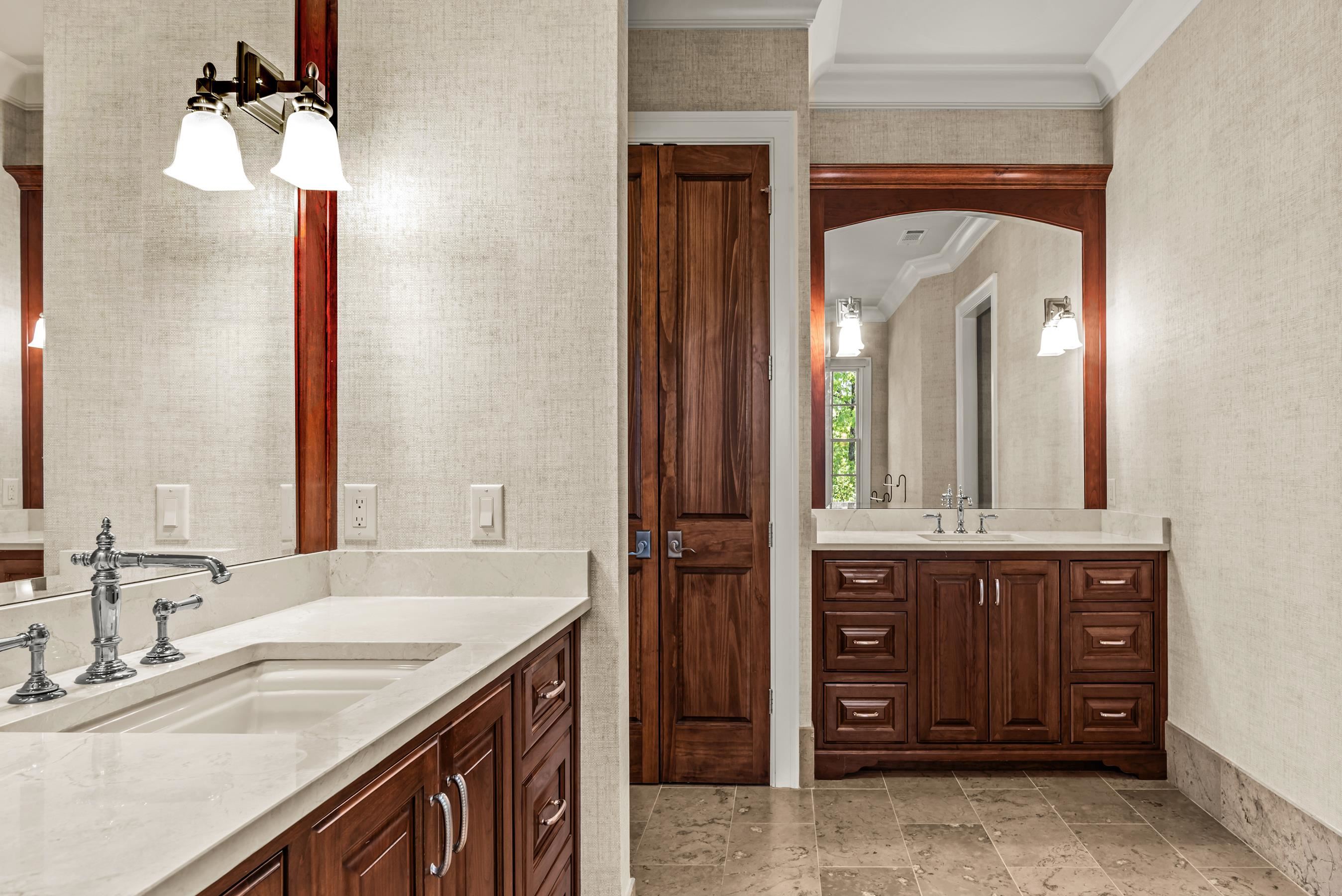 2030 LINGER LONGER DRIVE image 41