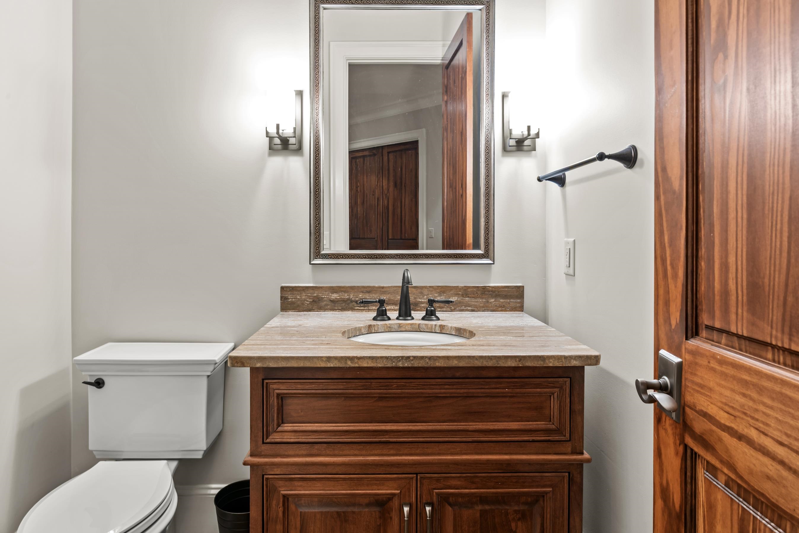 2030 LINGER LONGER DRIVE image 46