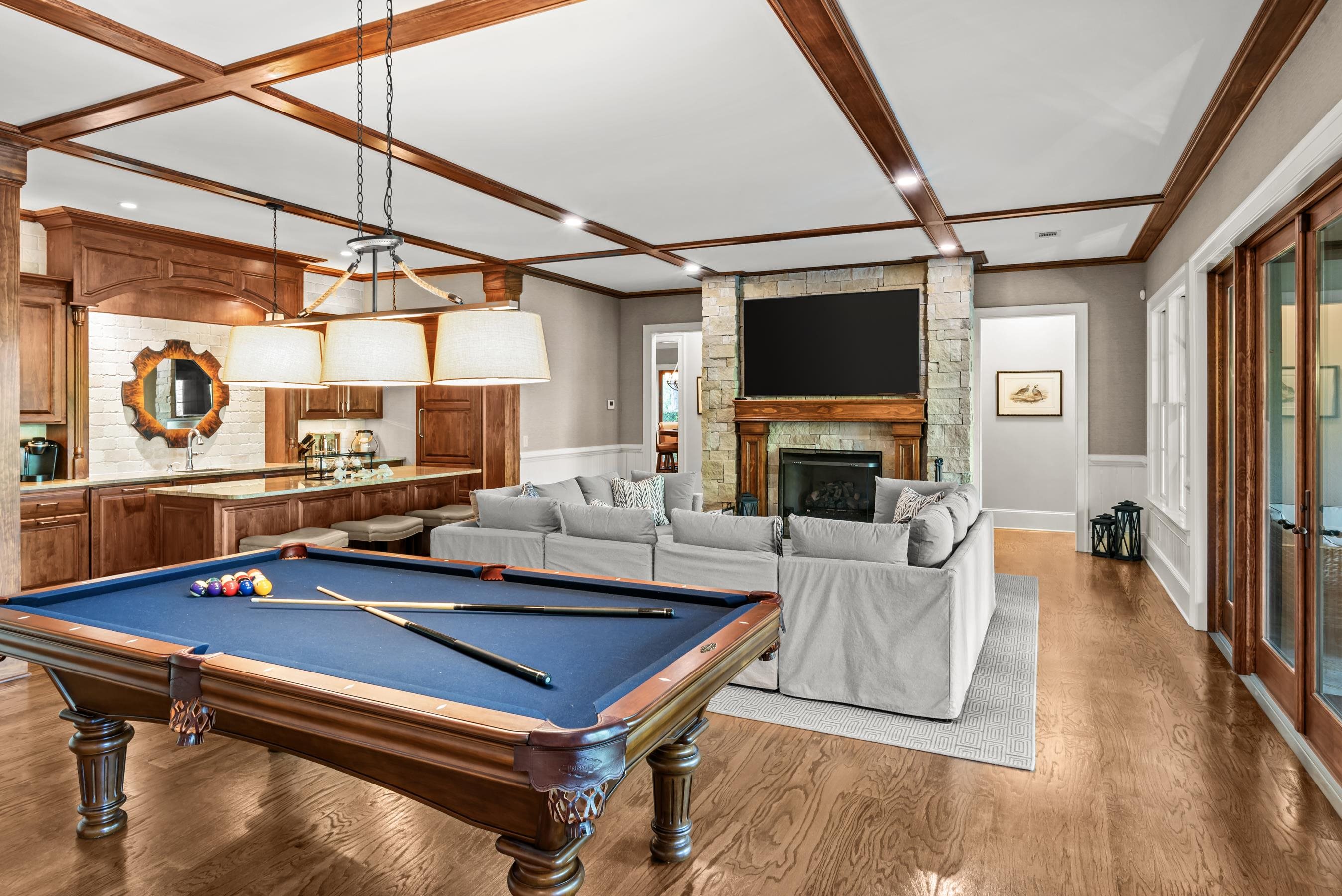 2030 LINGER LONGER DRIVE image 52