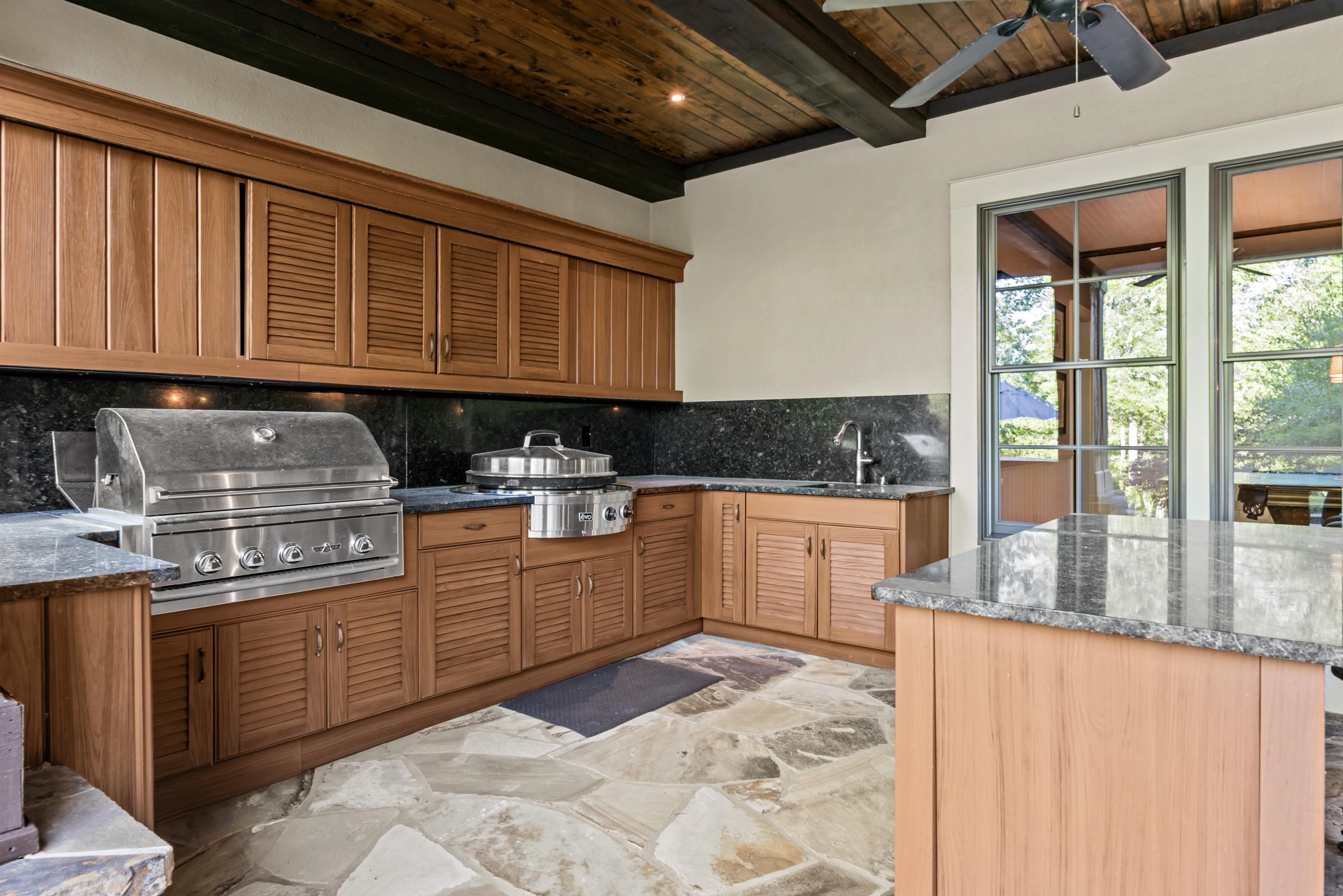 2030 LINGER LONGER DRIVE image 68