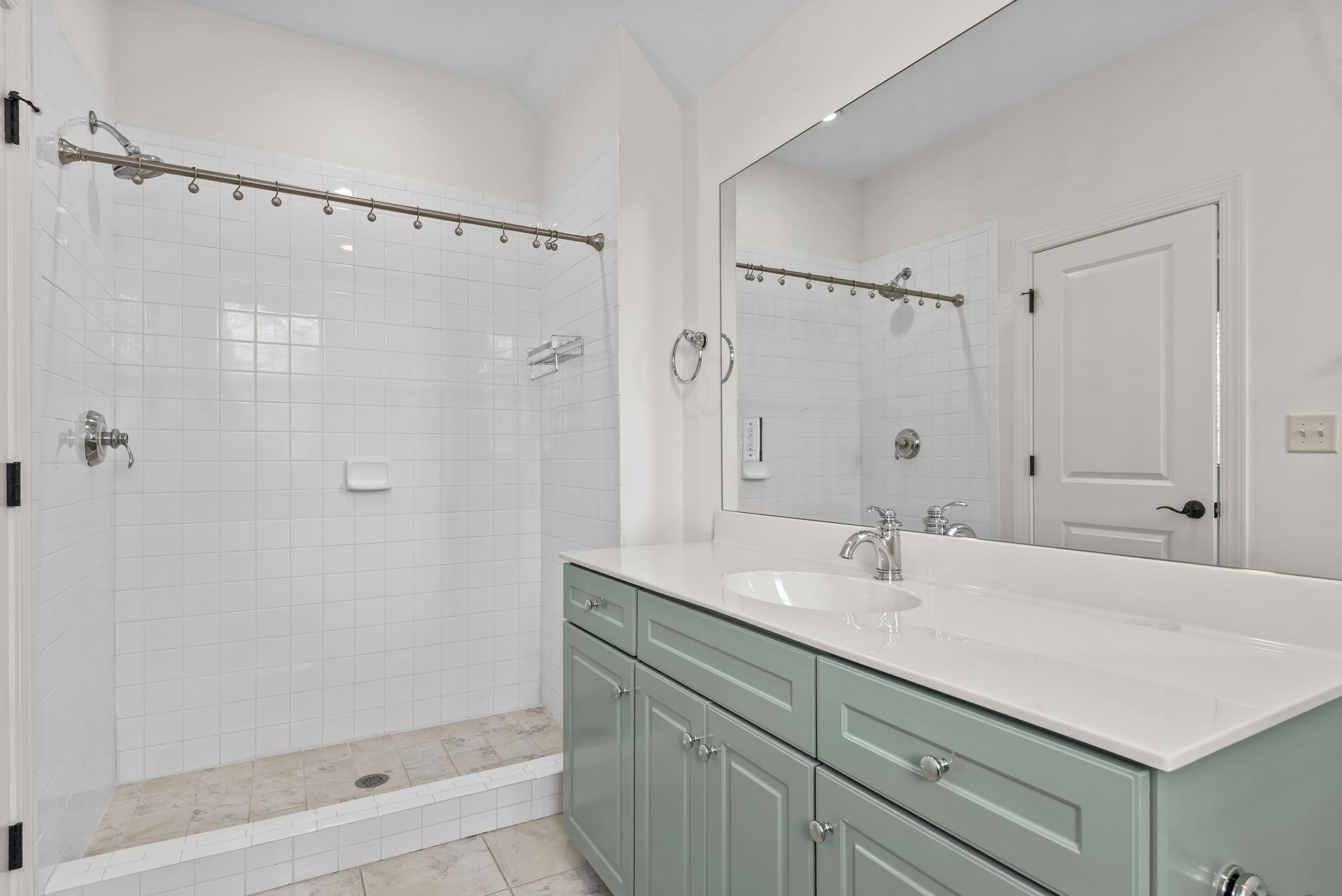 1140 STARBOARD DRIVE image 31