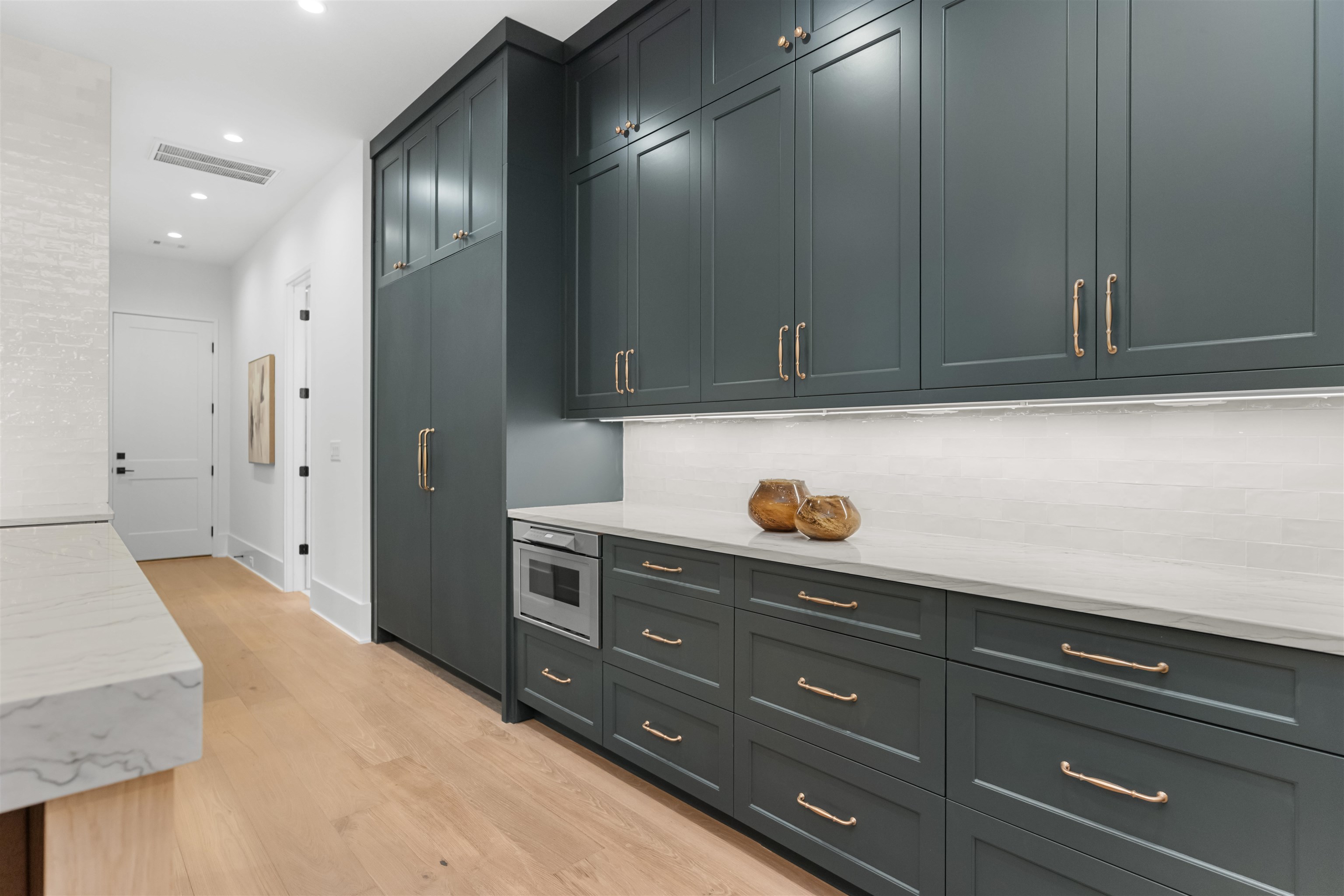 1131 BROADPOINT DRIVE image 22