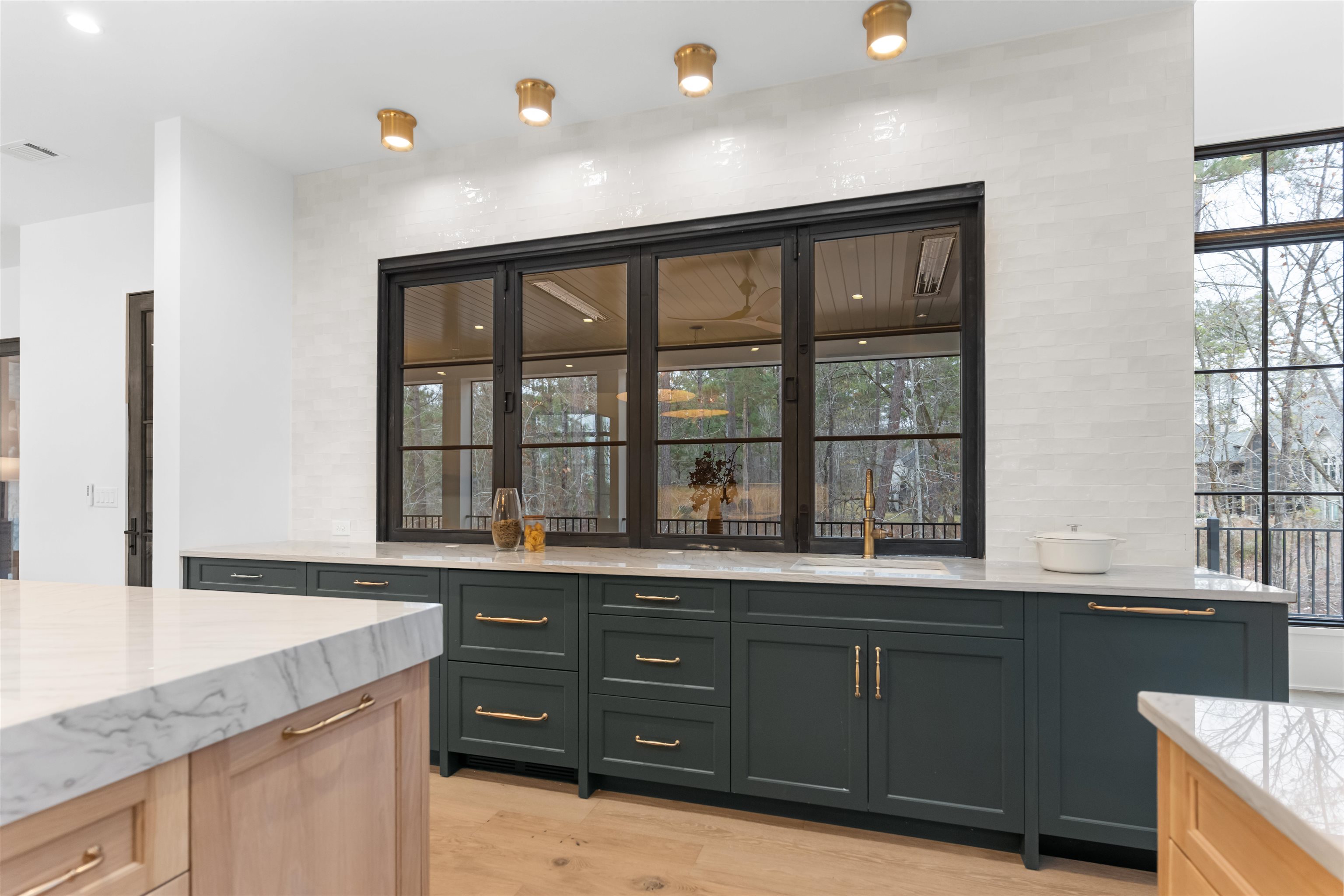 1131 BROADPOINT DRIVE image 26