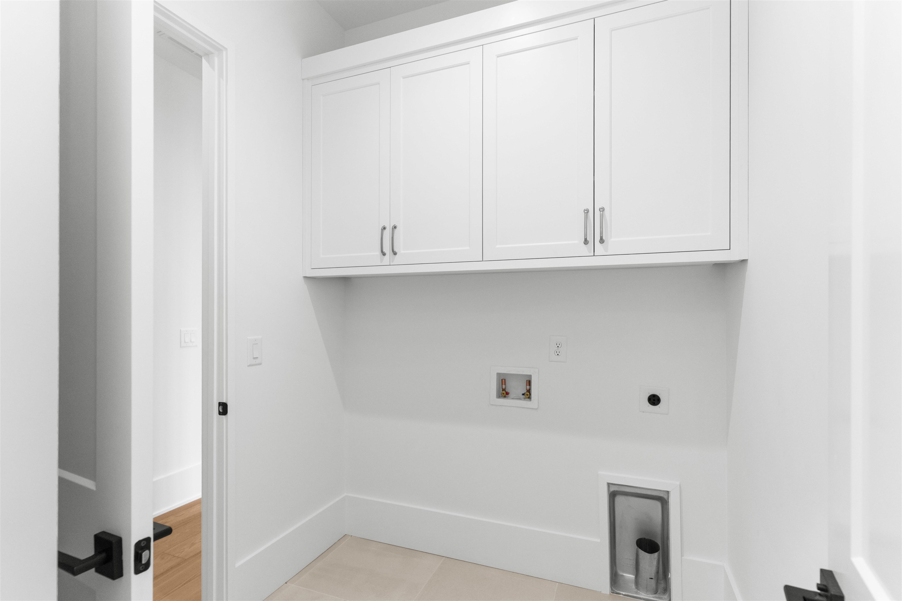 1131 BROADPOINT DRIVE image 41