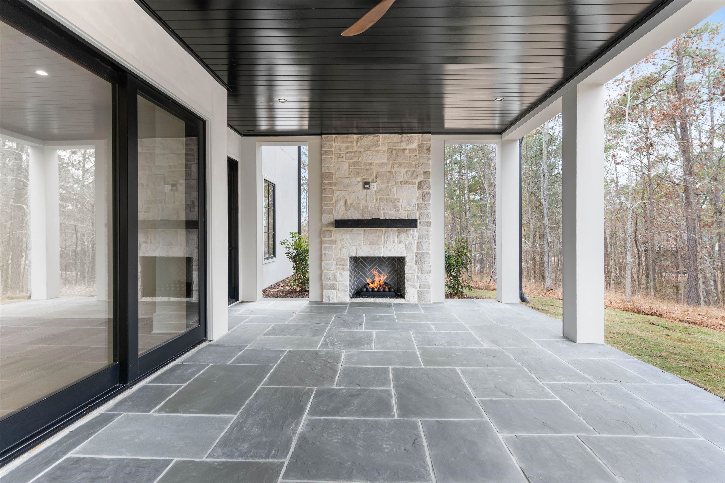 1131 BROADPOINT DRIVE image 58