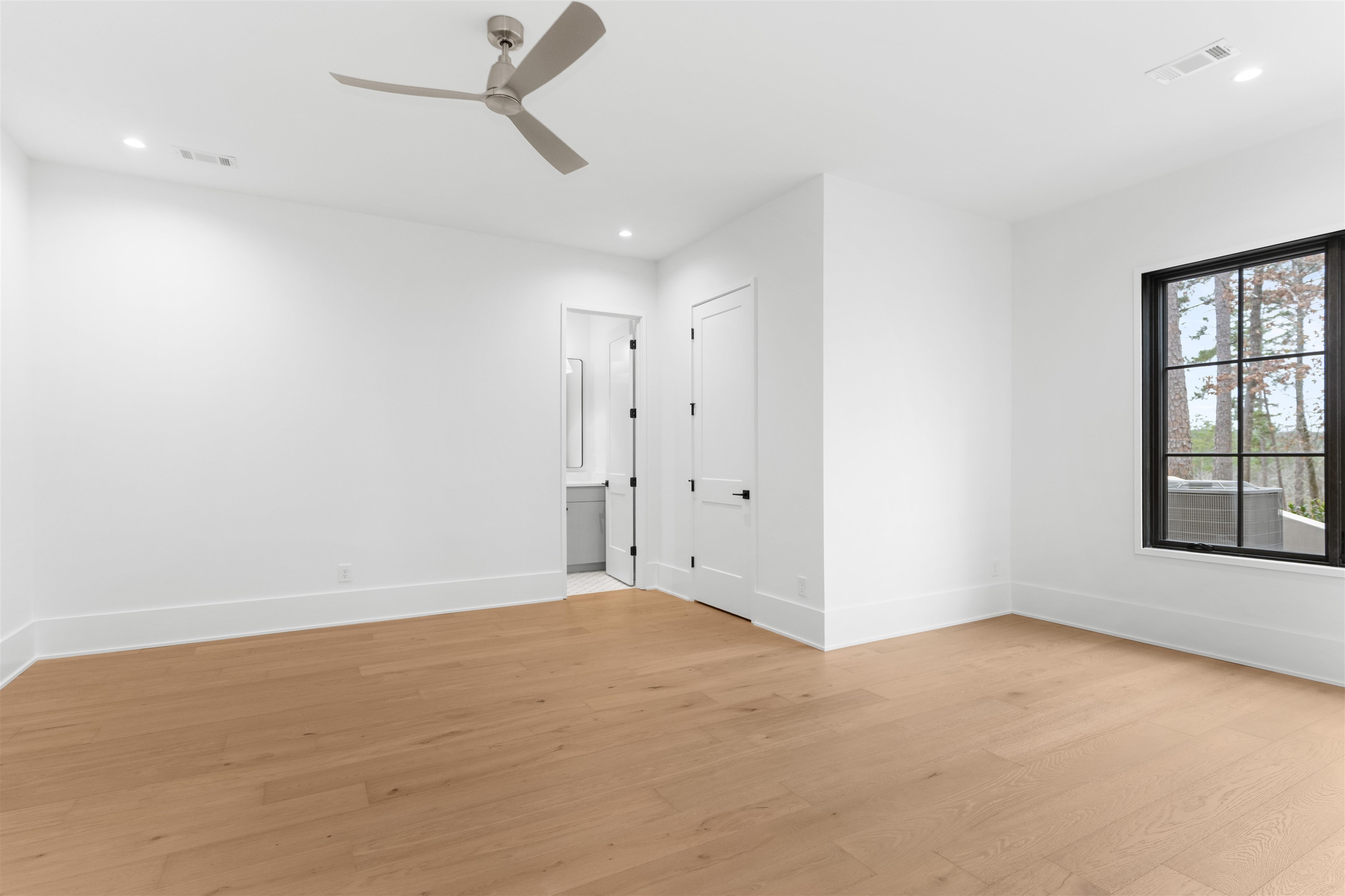 1131 BROADPOINT DRIVE image 59