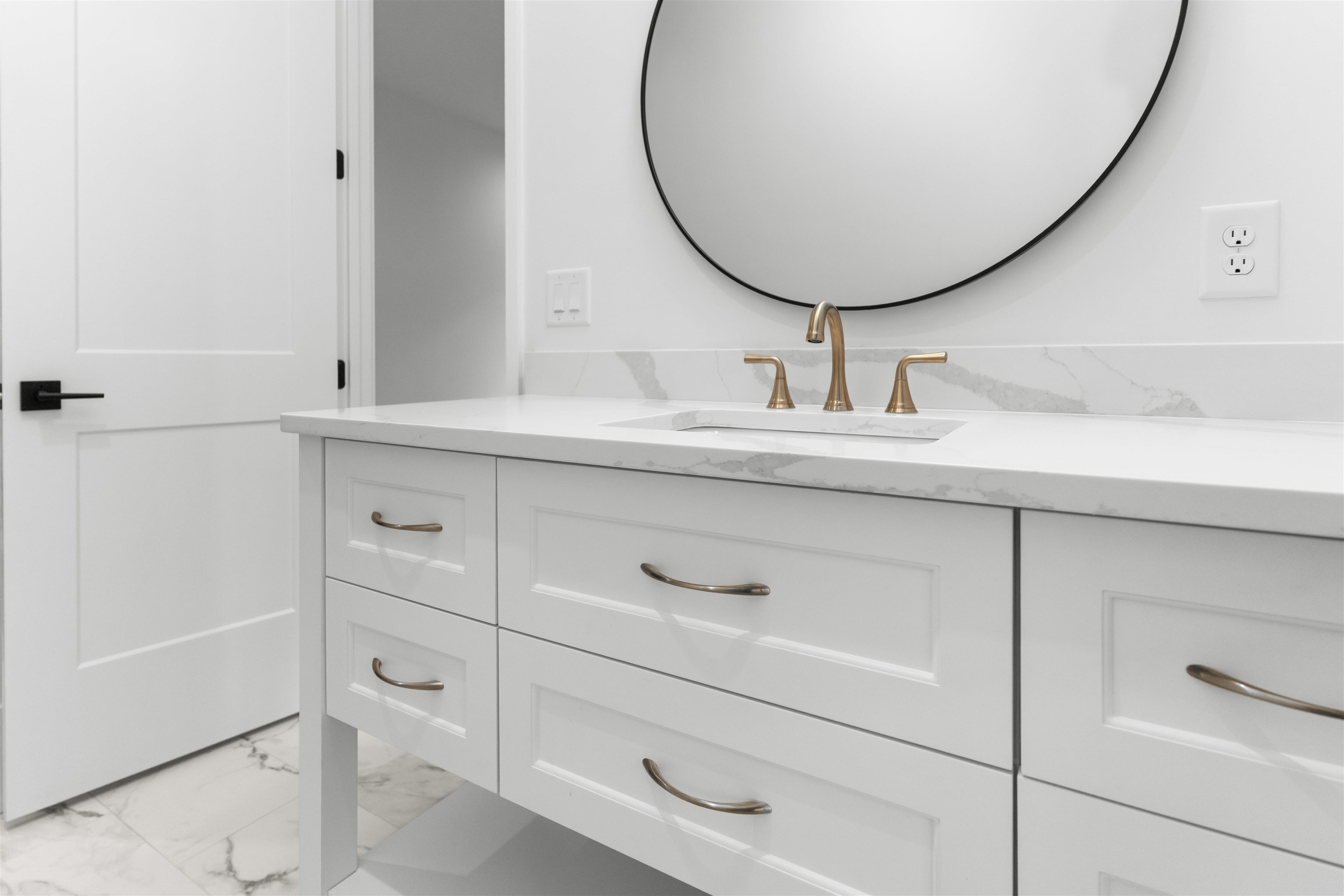 1131 BROADPOINT DRIVE image 63