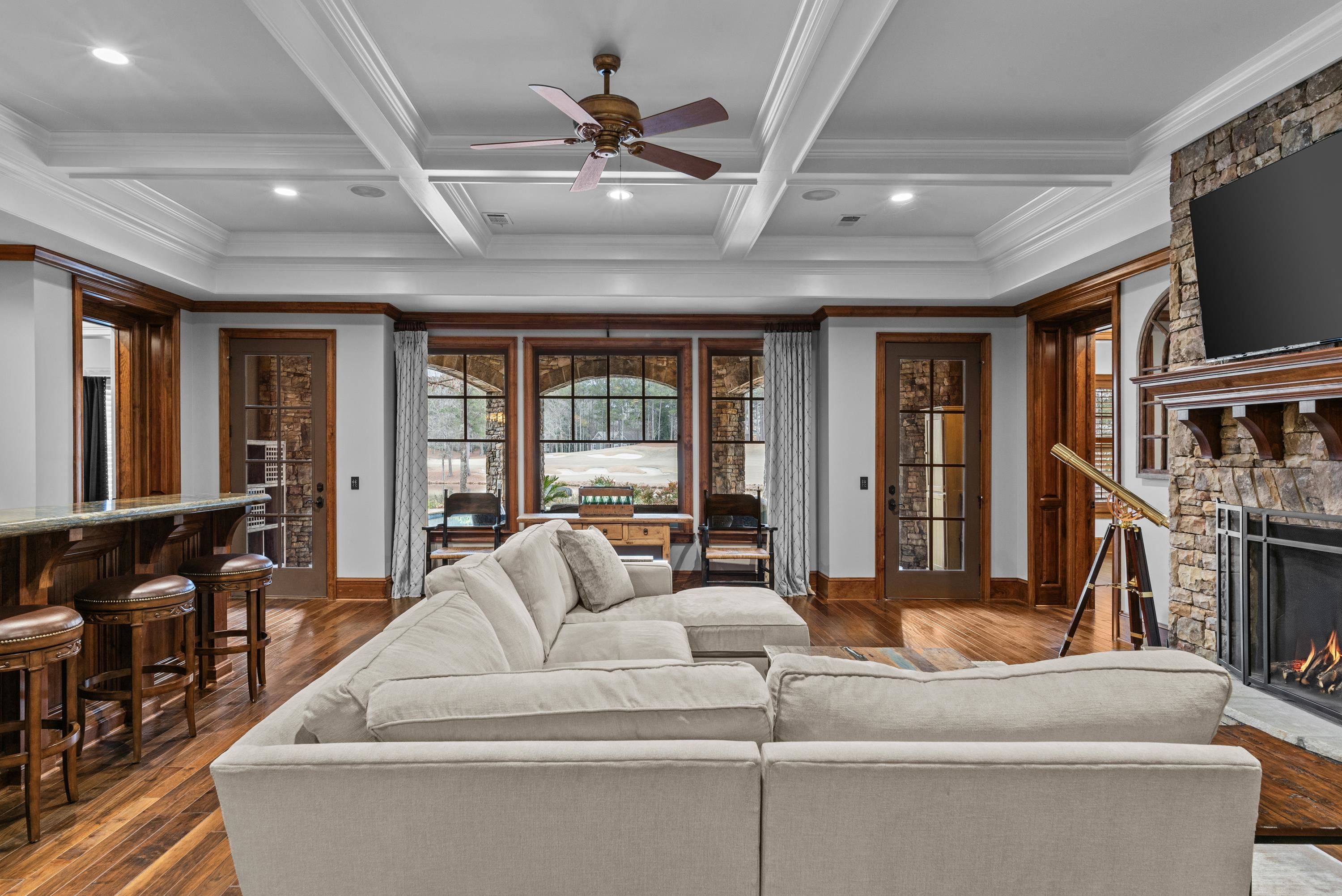 1251 LAKE CLUB DRIVE image 32