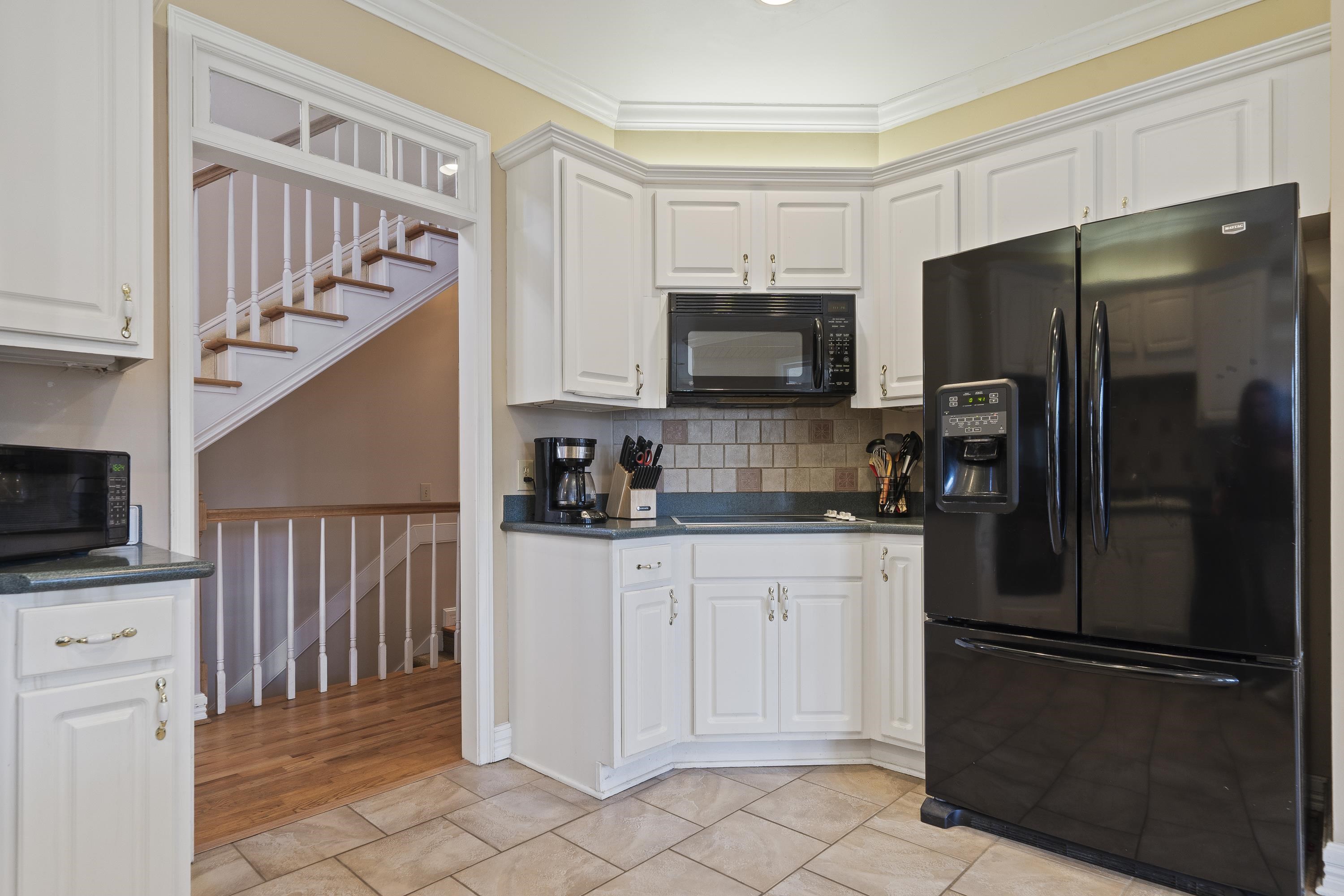 1030 EARLY PLACE image 16