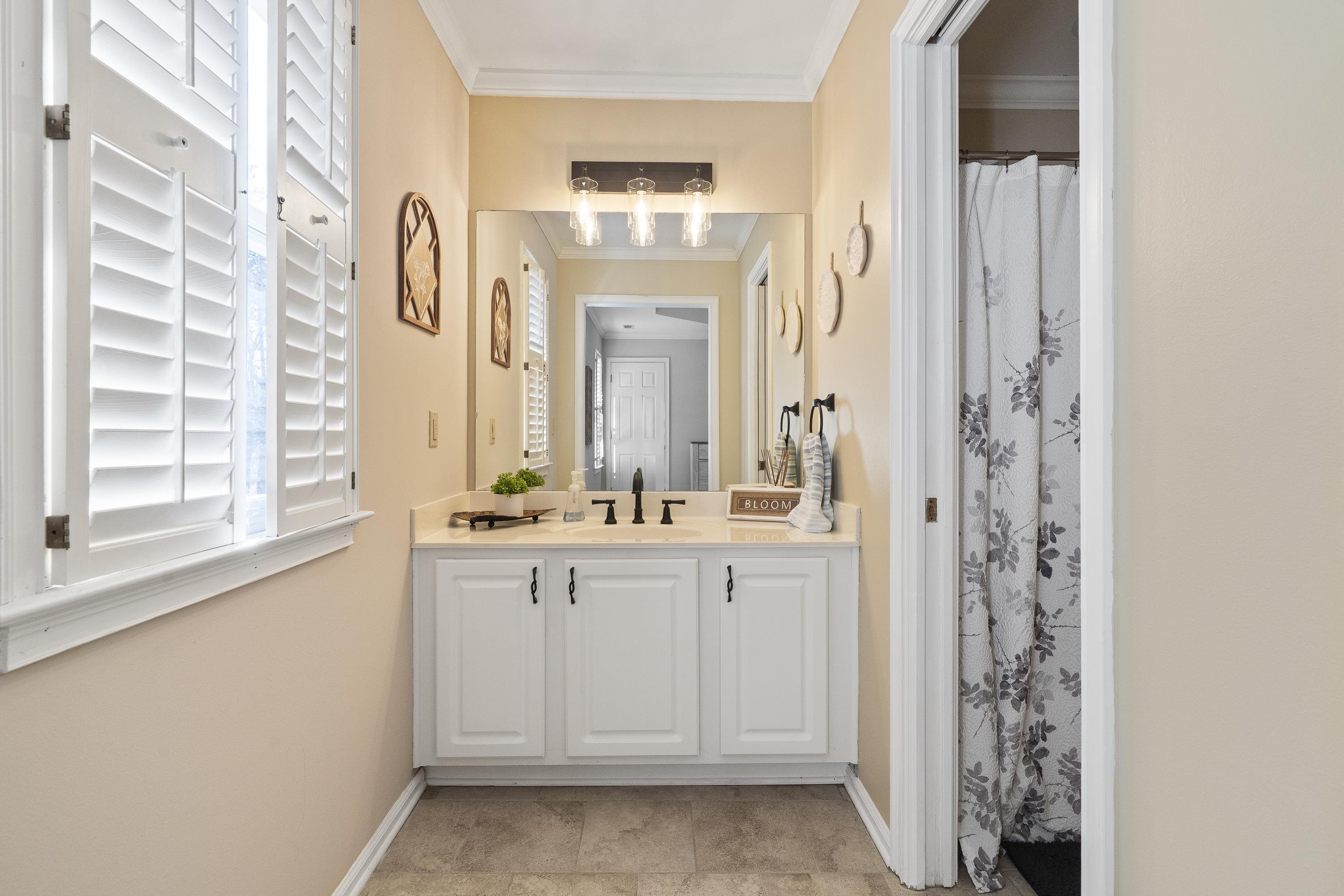 1030 EARLY PLACE image 30