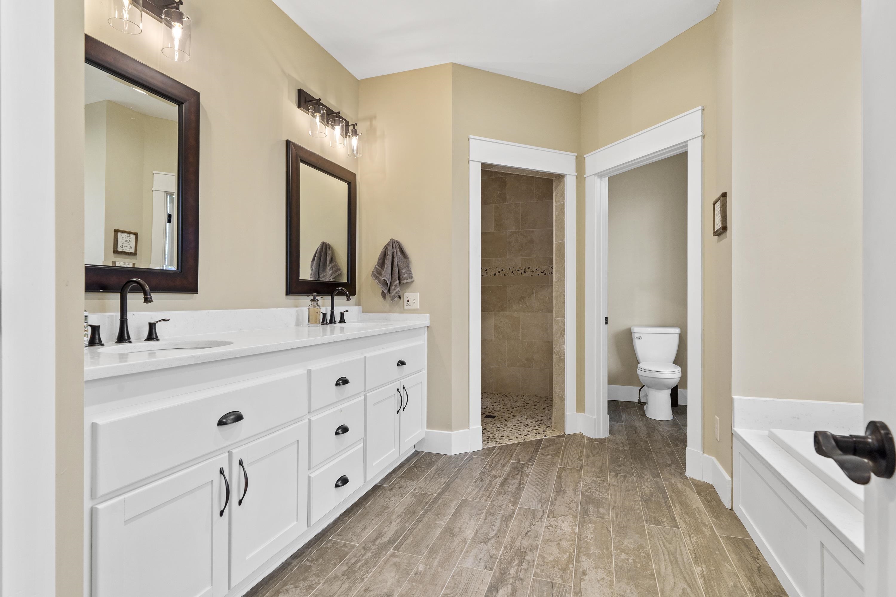 100 CAMELREST LANE image 20