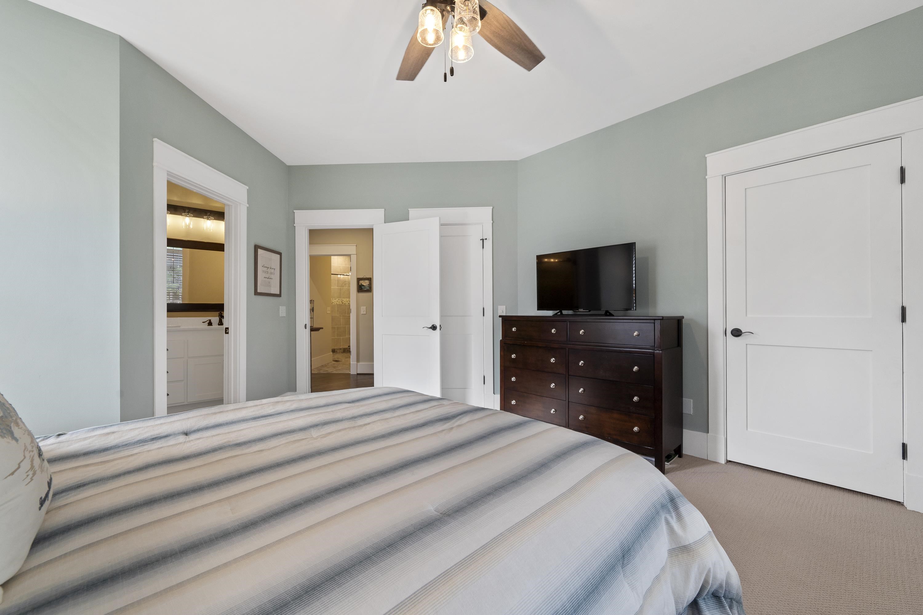 100 CAMELREST LANE image 29